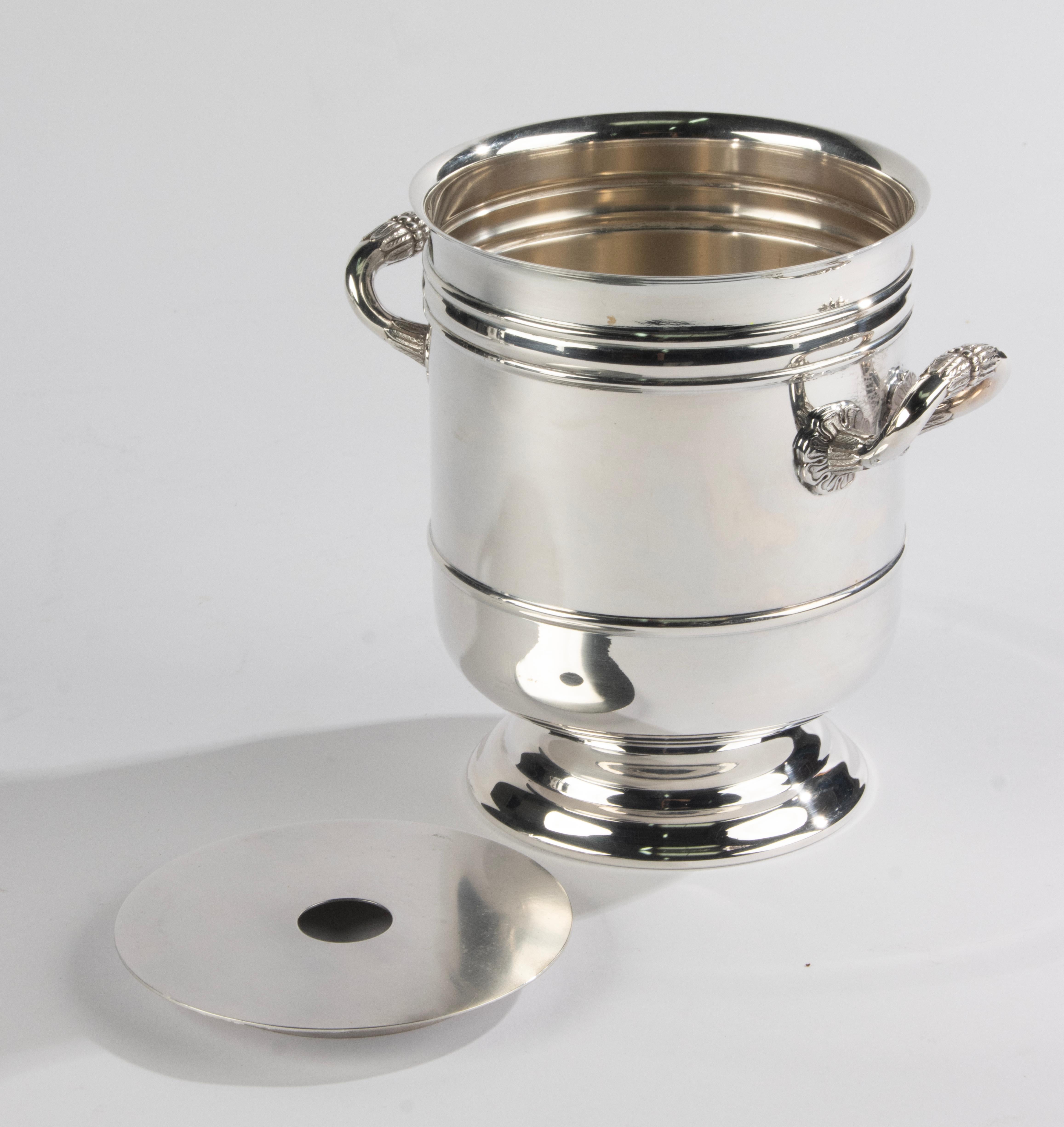Silver Plated Ice Cube Bucket - Christofle - Model Sully In Good Condition For Sale In Casteren, Noord-Brabant