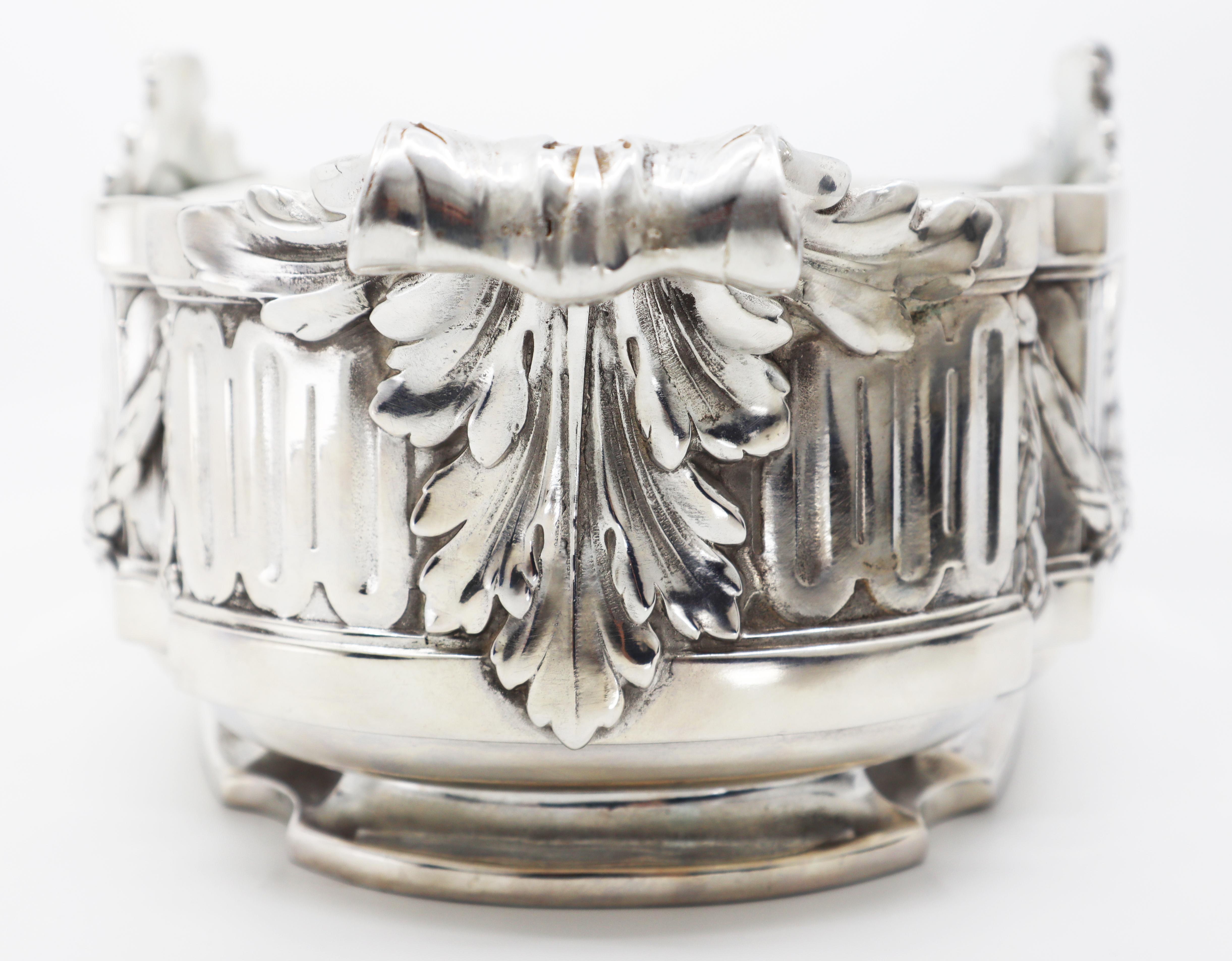 Silver Plated Jardinière, Late 19th Century French In Good Condition For Sale In Lantau, HK