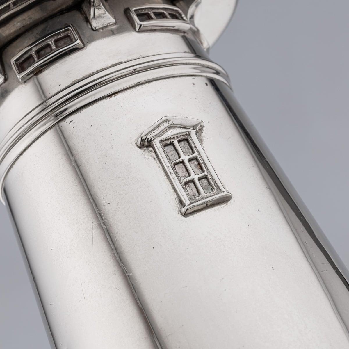 Shakers da cocktail con faro placcato argento in vendita 6