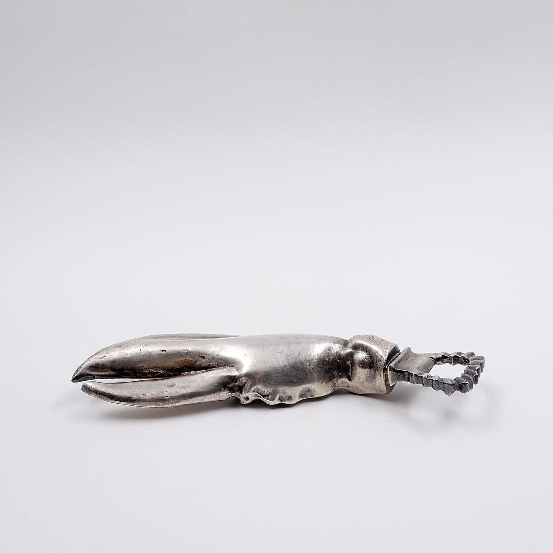 Mid-Century moderno Apribottiglie aragosta placcato argento - Spagna, anni '70. in vendita