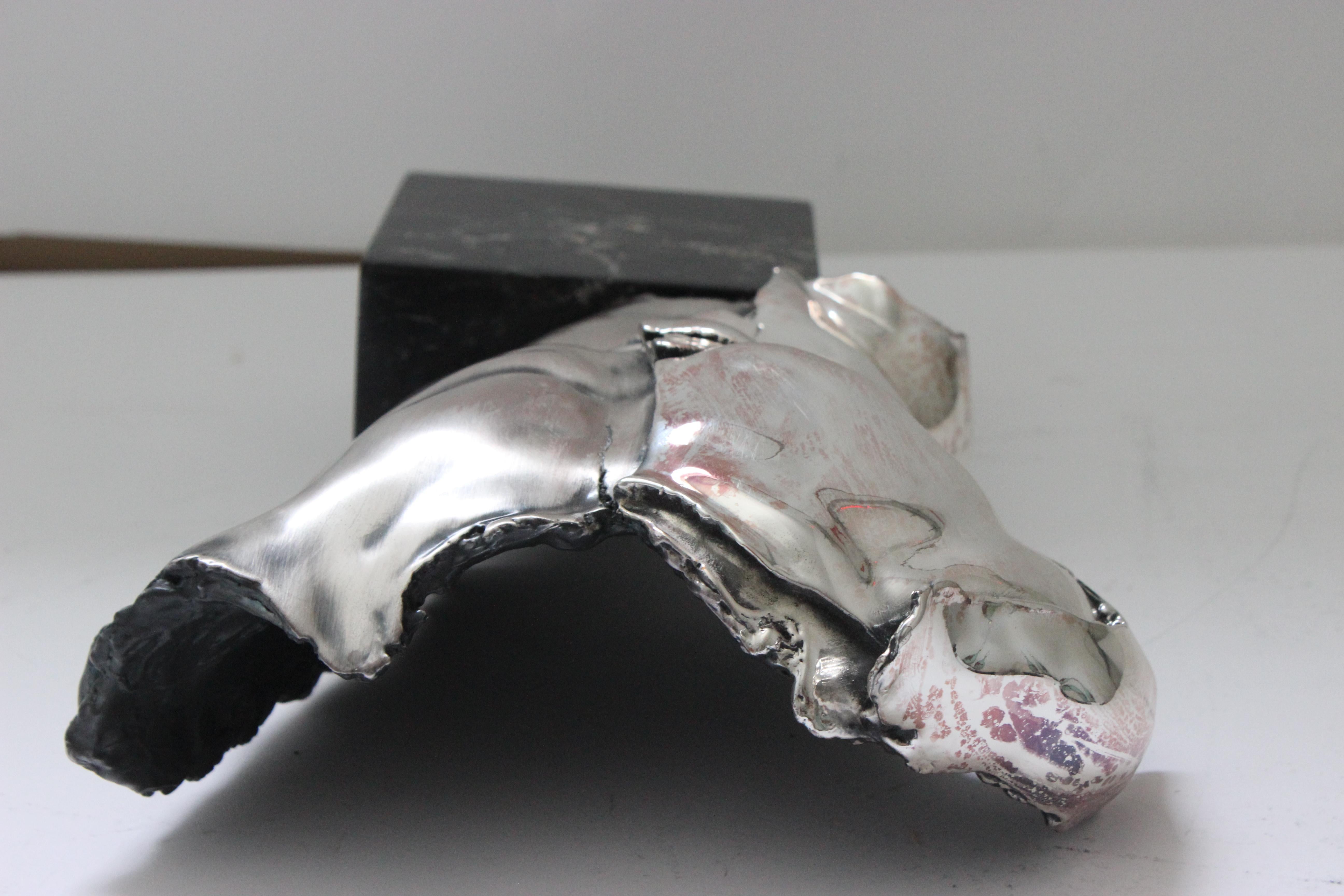 Sculpture de torse masculin en métal argenté de Zanfelds en vente 3