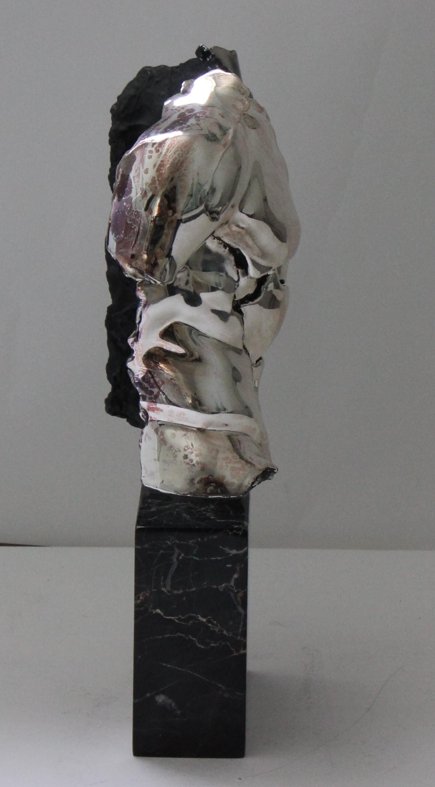 Moderne Sculpture de torse masculin en métal argenté de Zanfelds en vente