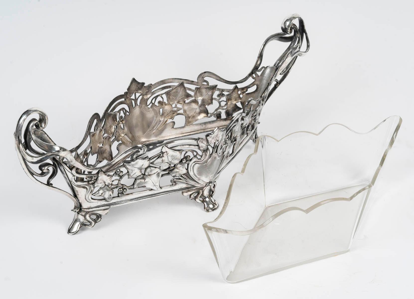 Ciotola in metallo placcato argento e cristallo, periodo Art Nouveau, 1900. in vendita 2