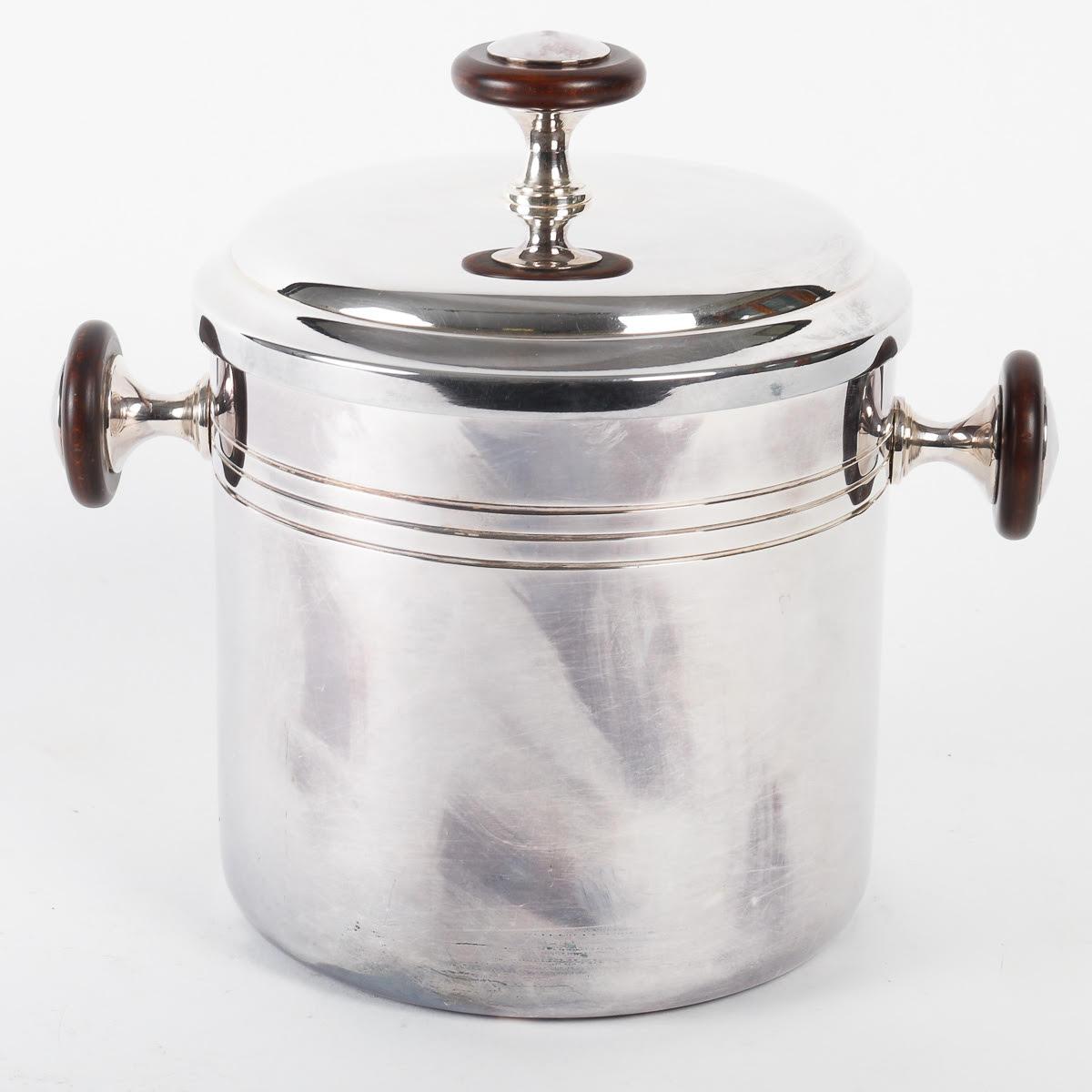 Modern Silver Plated Metal and Wood Ice Bucket with lid, 1980. For Sale