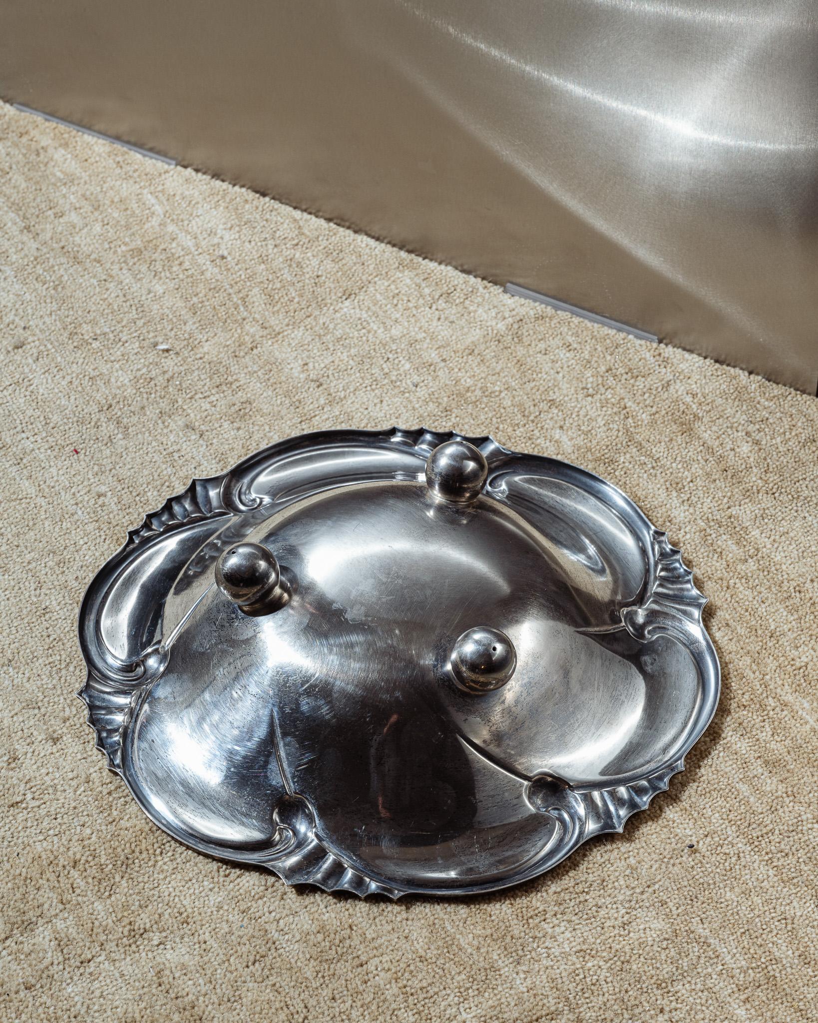 Inconnu Panier en métal plaqué argent, années 1950 en vente