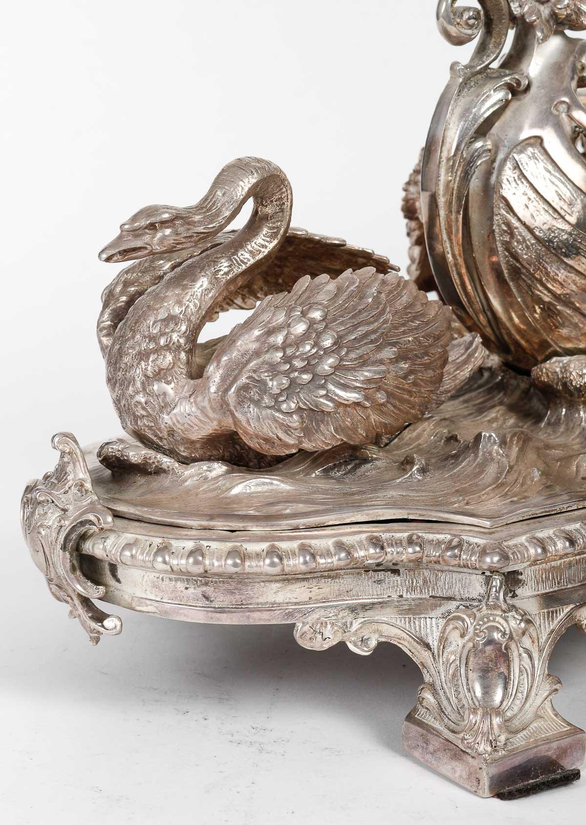 Silver Plated Metal Fruit Bowl, Centerpiece, 19th Century, Napoleon III Period. For Sale 2