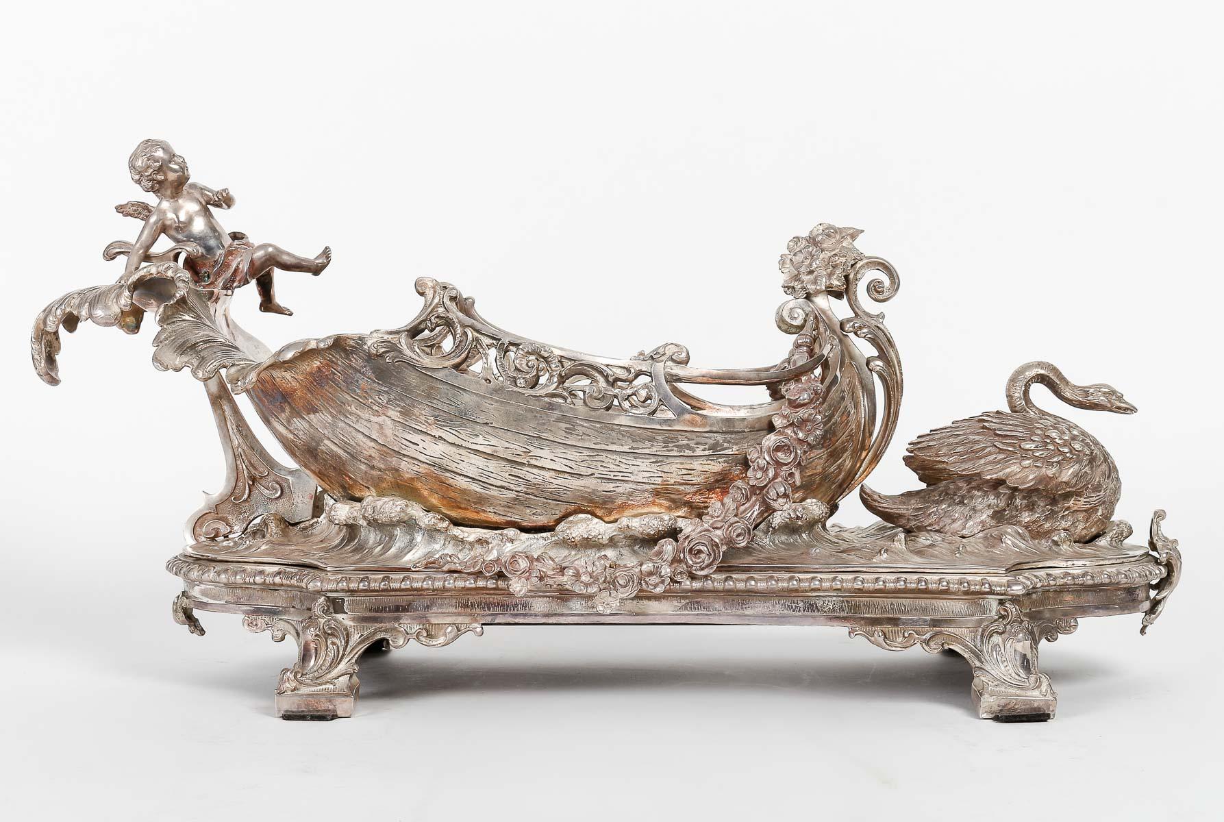 Coupe à fruits en métal argenté, centre de table, 19e siècle, période Napoléon III. en vente 1