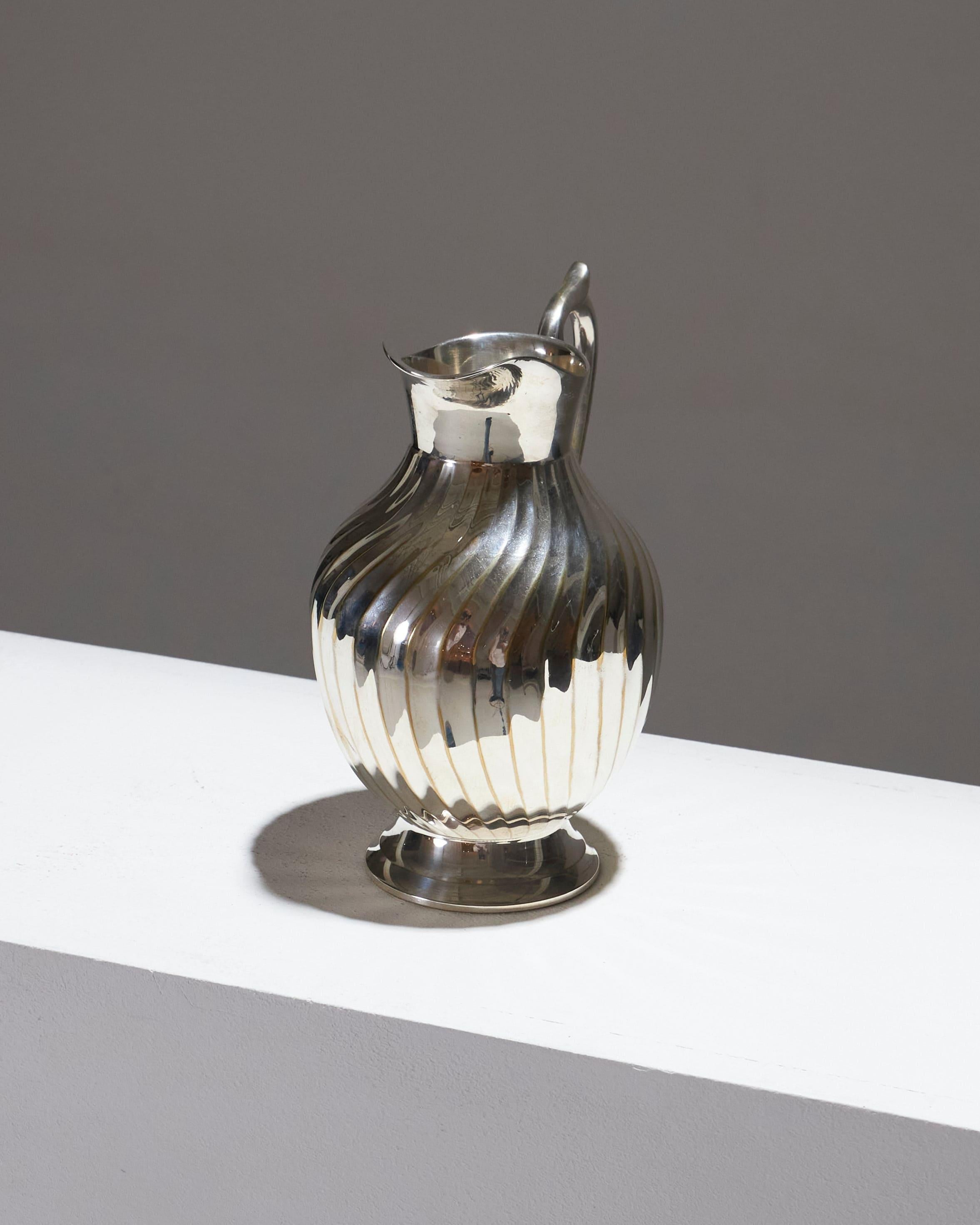 Silver-plated metal pitcher For Sale 1