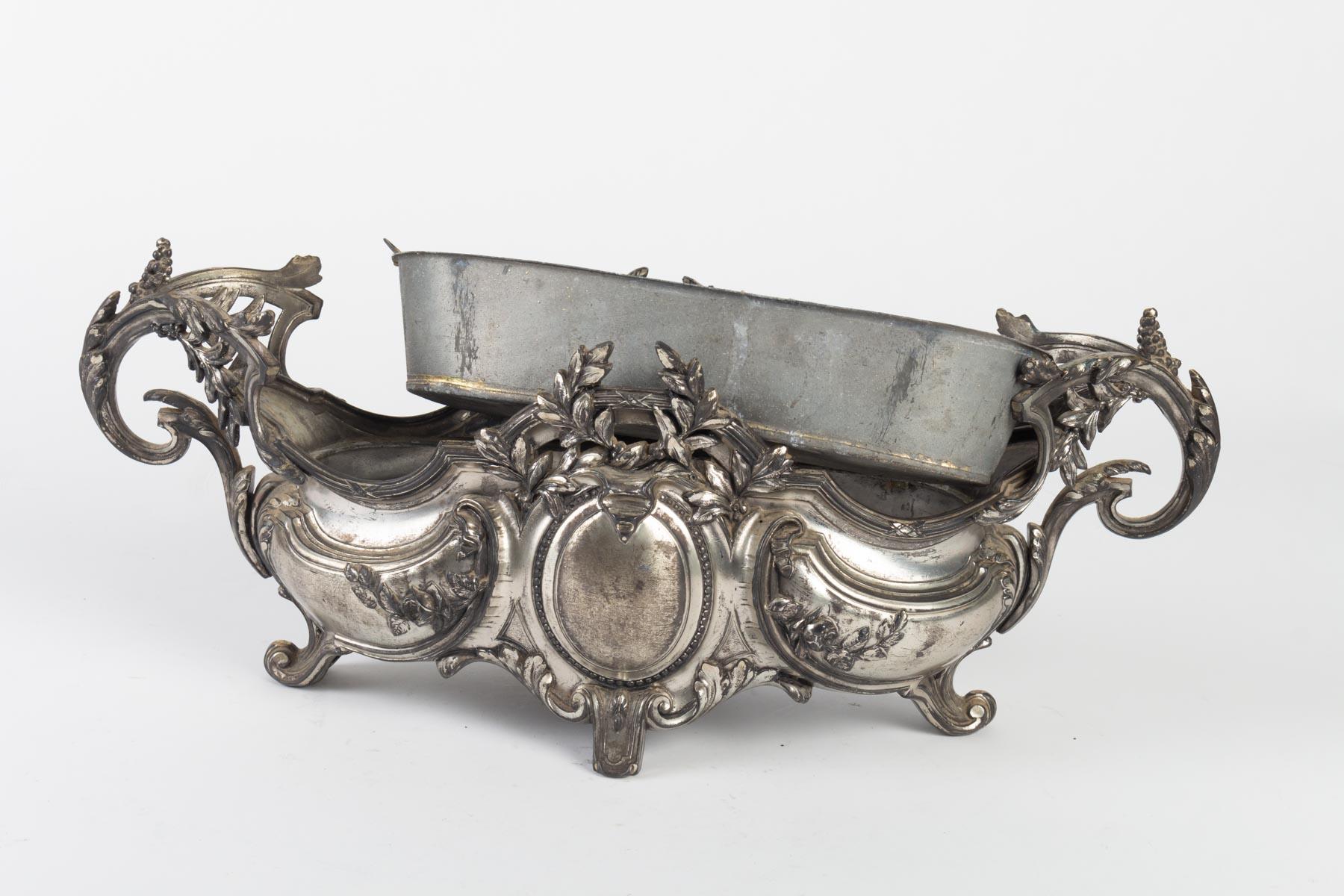20th Century Silver Plated Metal Planter in Louis XV Style For Sale