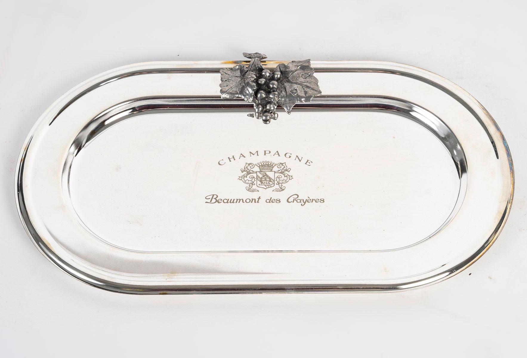Silver Plated Metal Presentation Tray, 20th Century. In Good Condition For Sale In Saint-Ouen, FR