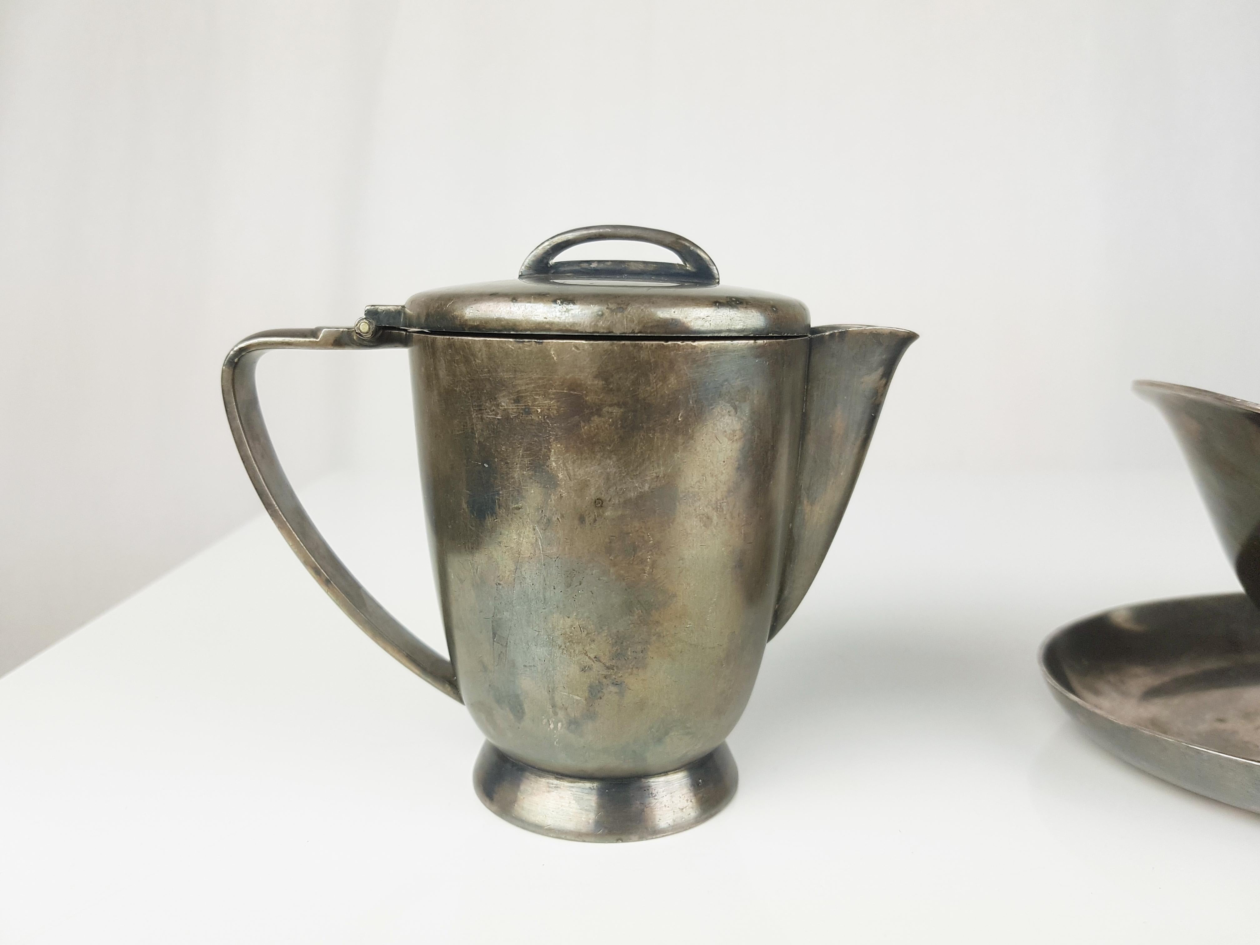 Silver-Plated milk jug and gravy boat by Gio Ponti for Calderoni, 1930s For Sale 3