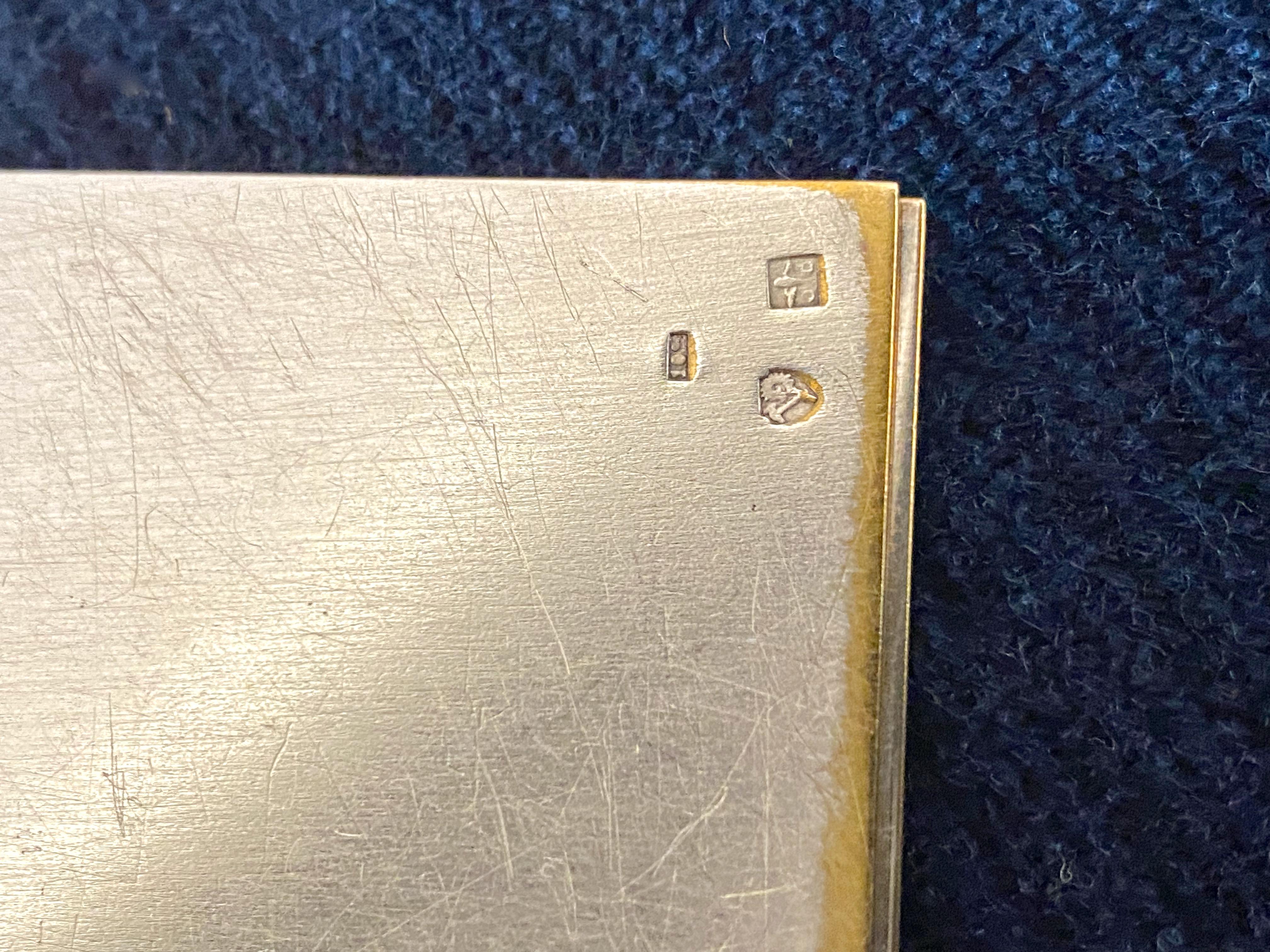 Accessoire de bureau de type Notepad en métal argenté Bon état - En vente à Pasadena, CA