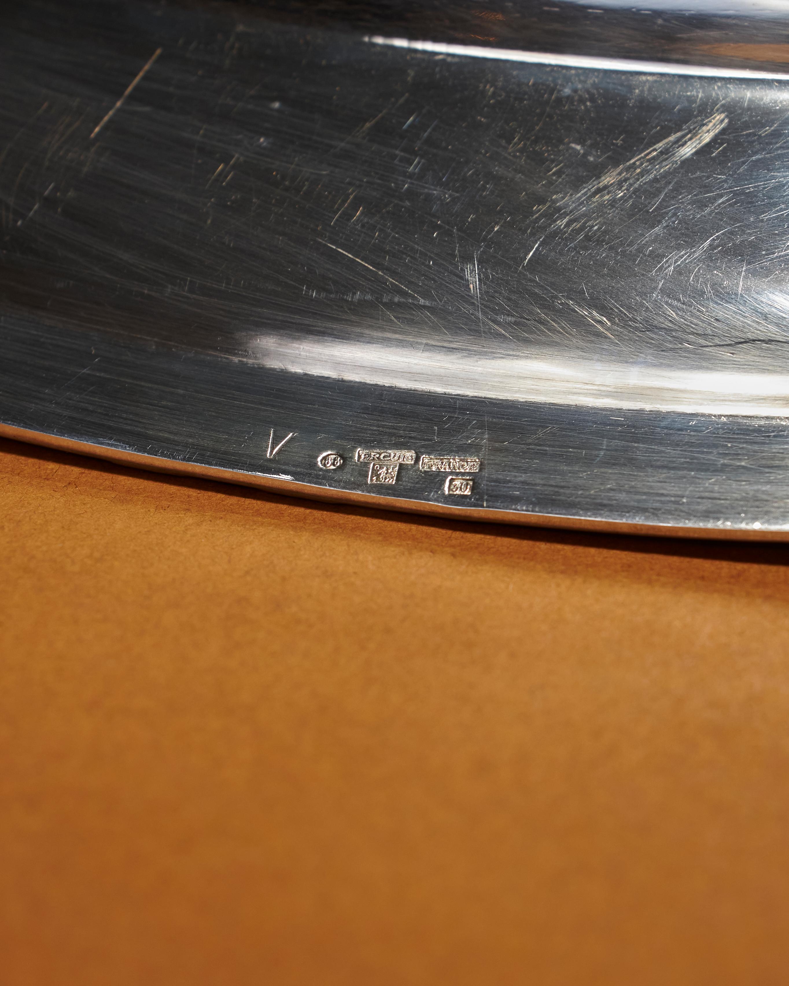 Plat de service ovale plaqué argent, Ercuis, 1970 en vente 5