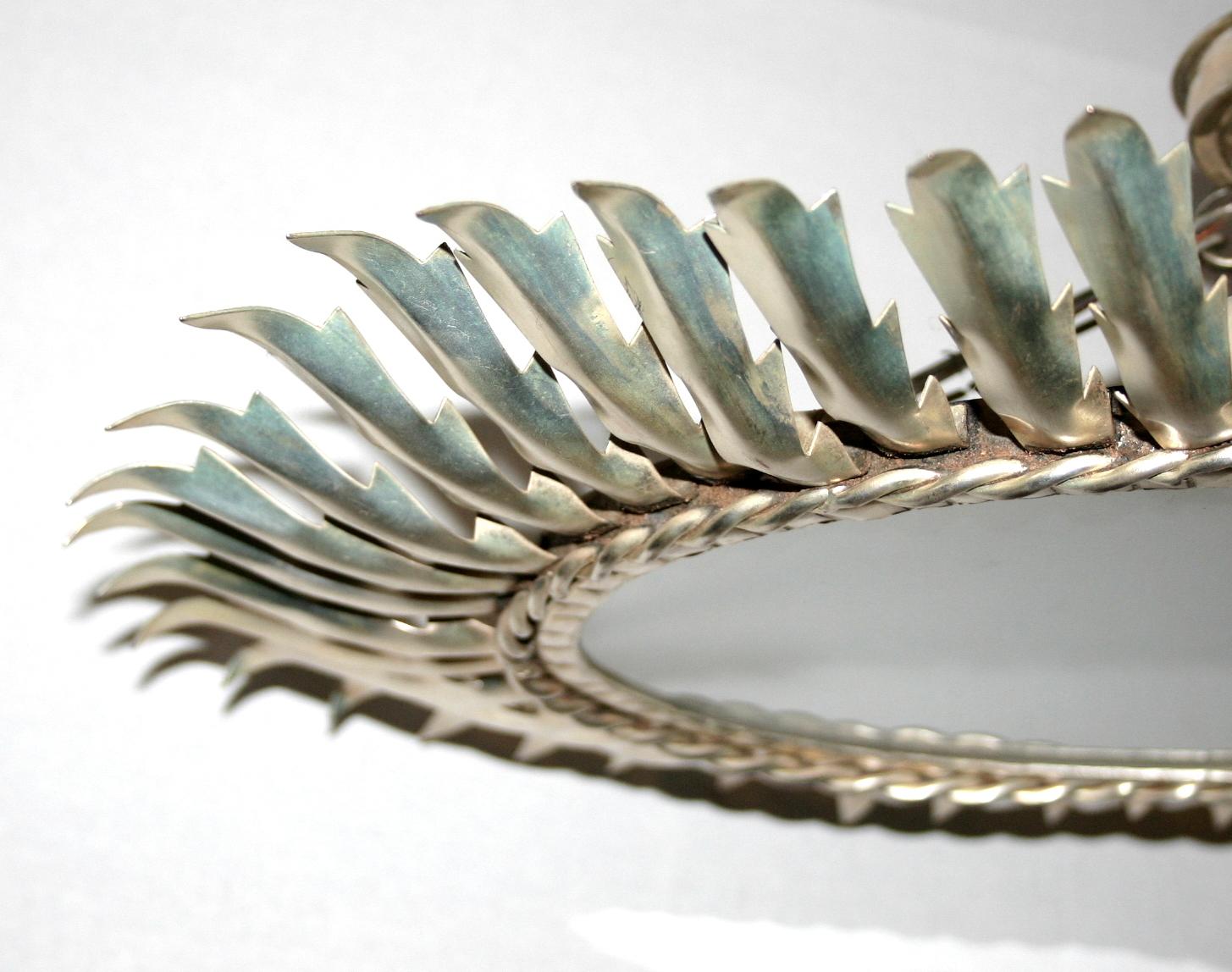 Silver Plated Oval Sunburst In Good Condition For Sale In New York, NY