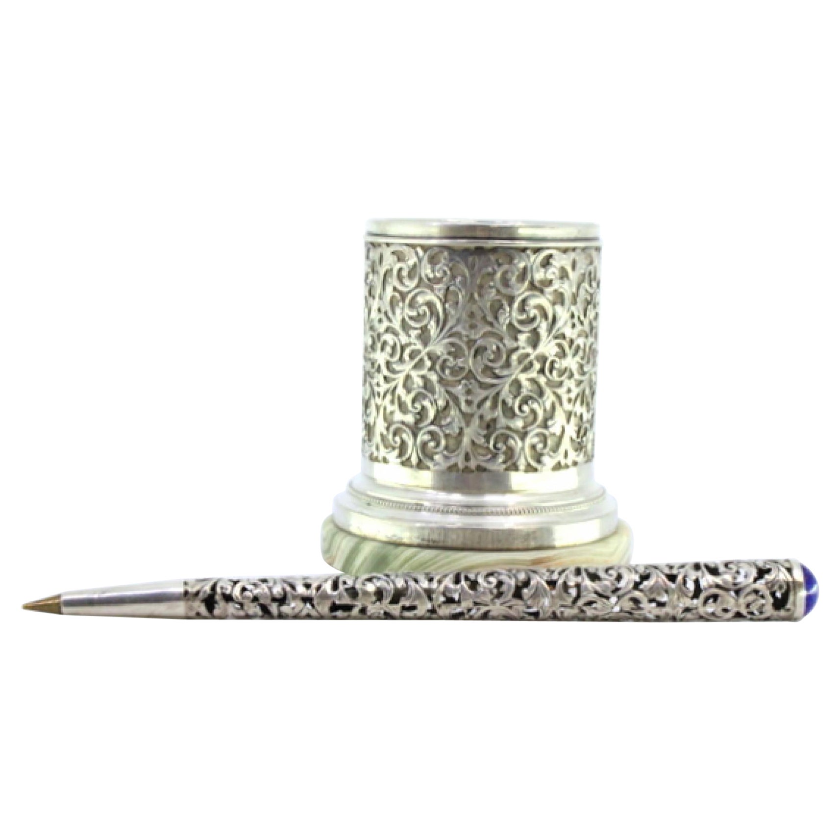 Silver-plated pen holder with floral motifs, wooden interior