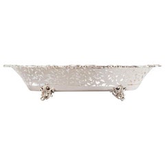 Centro de mesa perforado bañado en plata, Made in Italy