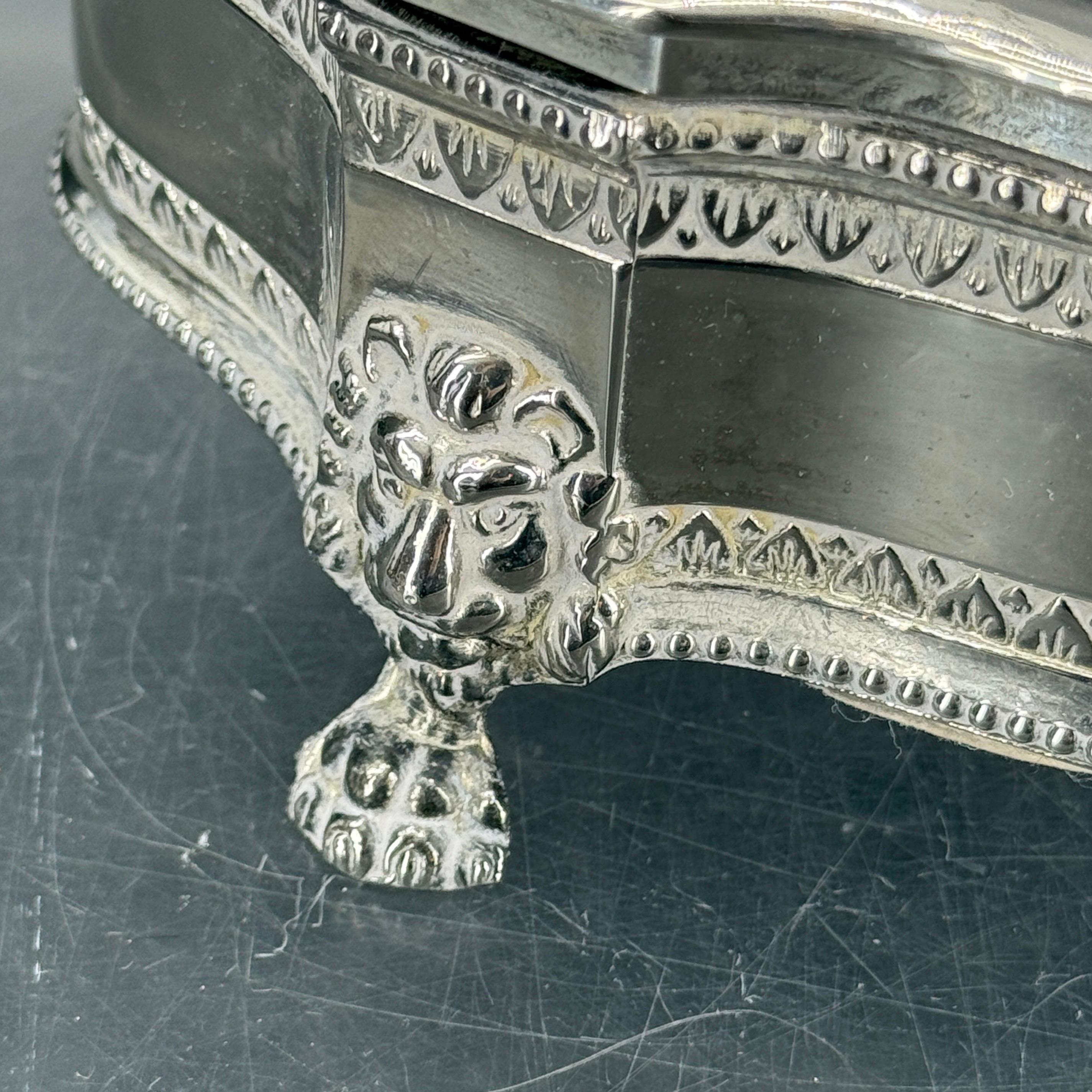 Silver Plated Rectangular Crest Lion Footed Box with Lid For Sale 4