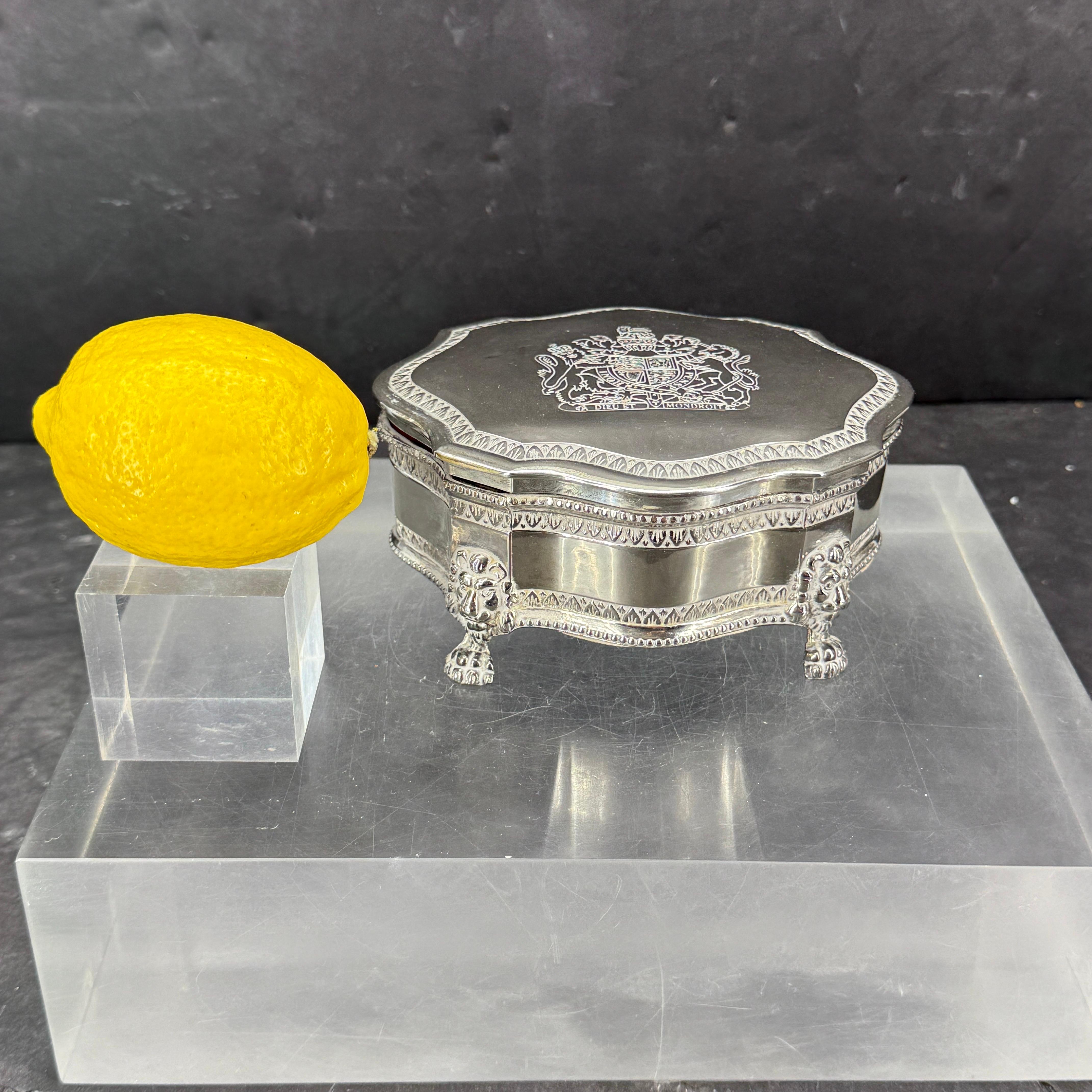 Silver Plated Rectangular Crest Lion Footed Box with Lid For Sale 3