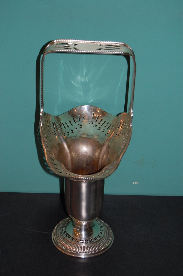 Silver Plated Repousse' Vase with Handle, circa 1900 In Good Condition For Sale In Pittsburgh, PA