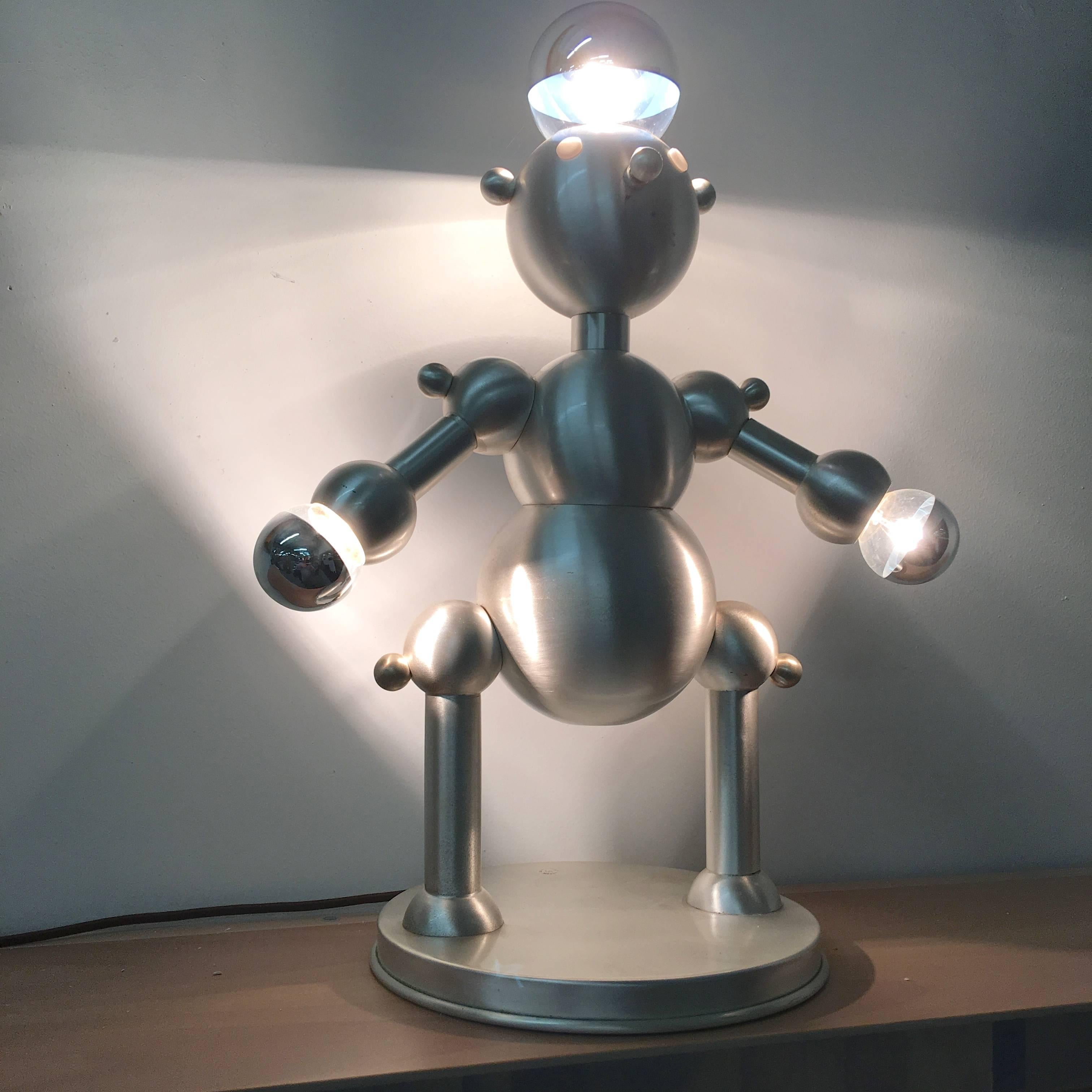 Lampe robot en métal argenté 7