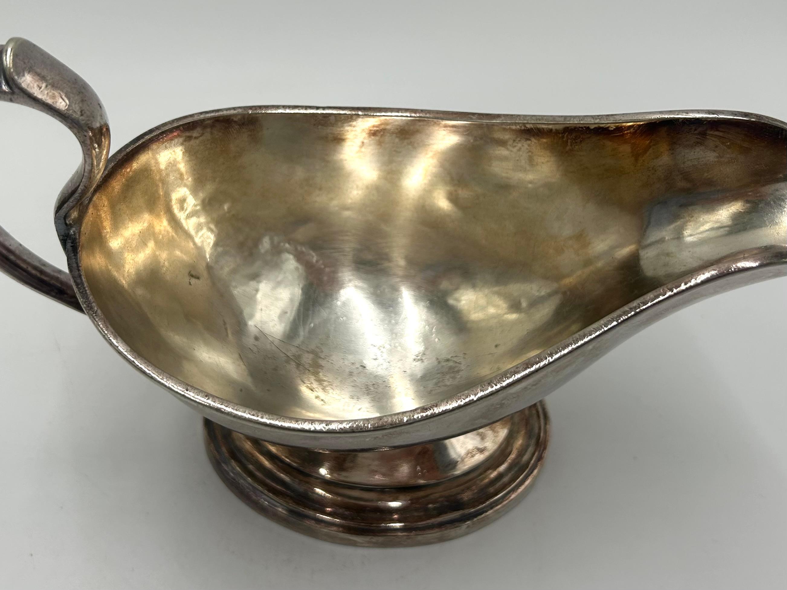 Silver plated sauce boat In Good Condition For Sale In Chorzów, PL