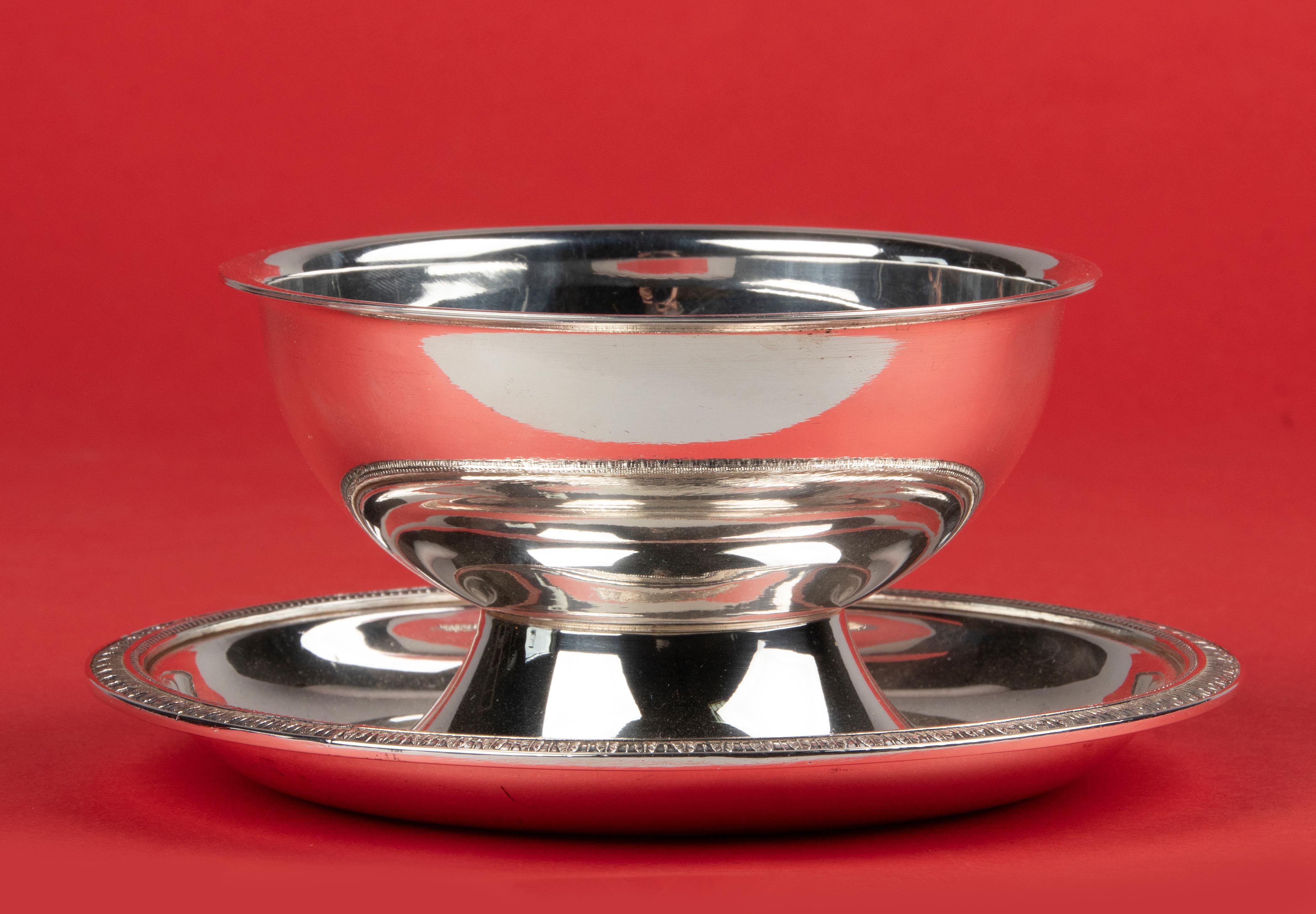 Silver Plated Sauce Bowl Made by Christofle Model Malmaison In Good Condition For Sale In Casteren, Noord-Brabant