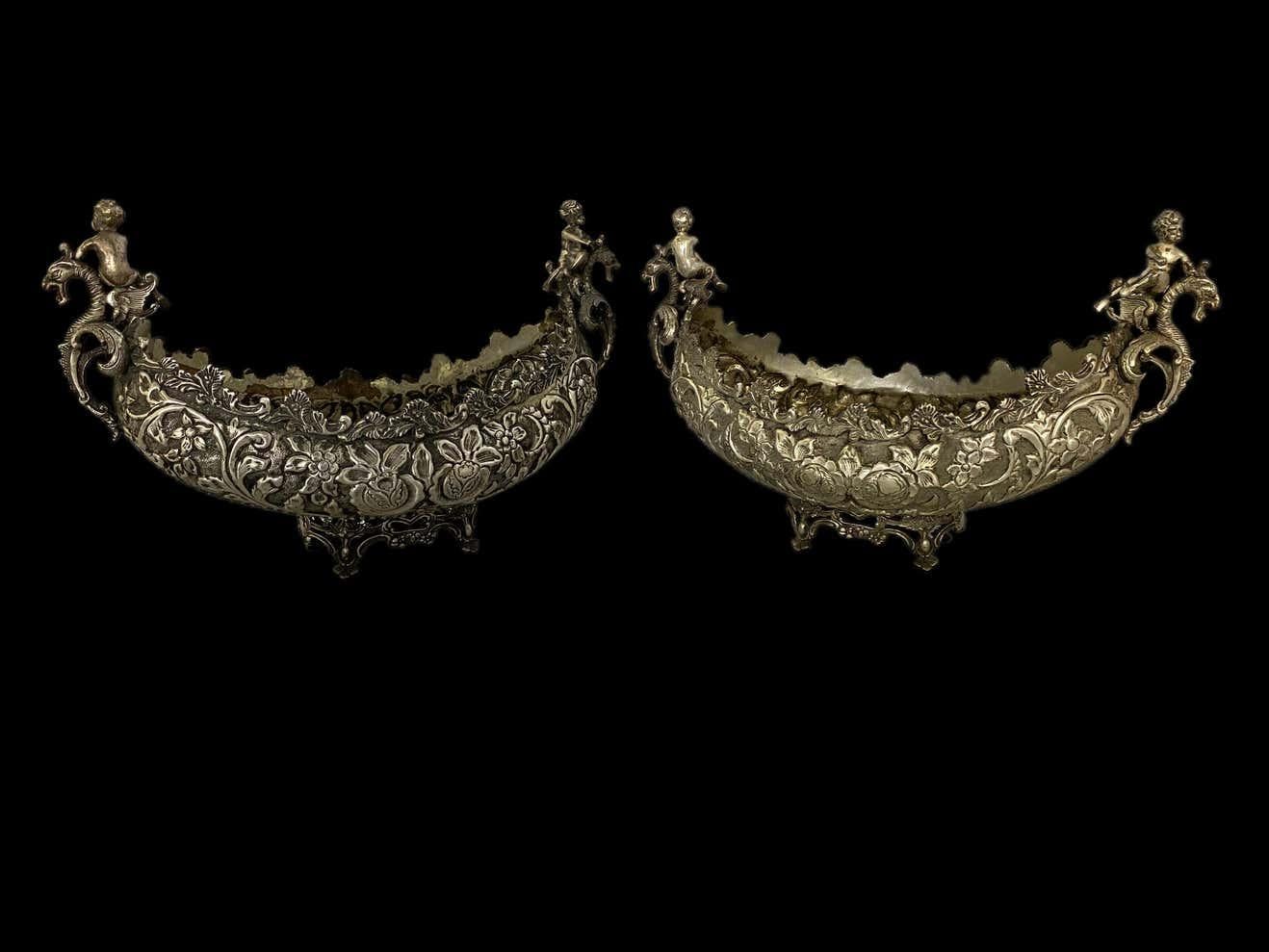 Italian Silver-Plated Serveware, Venetian Gondolas, 20th Century For Sale
