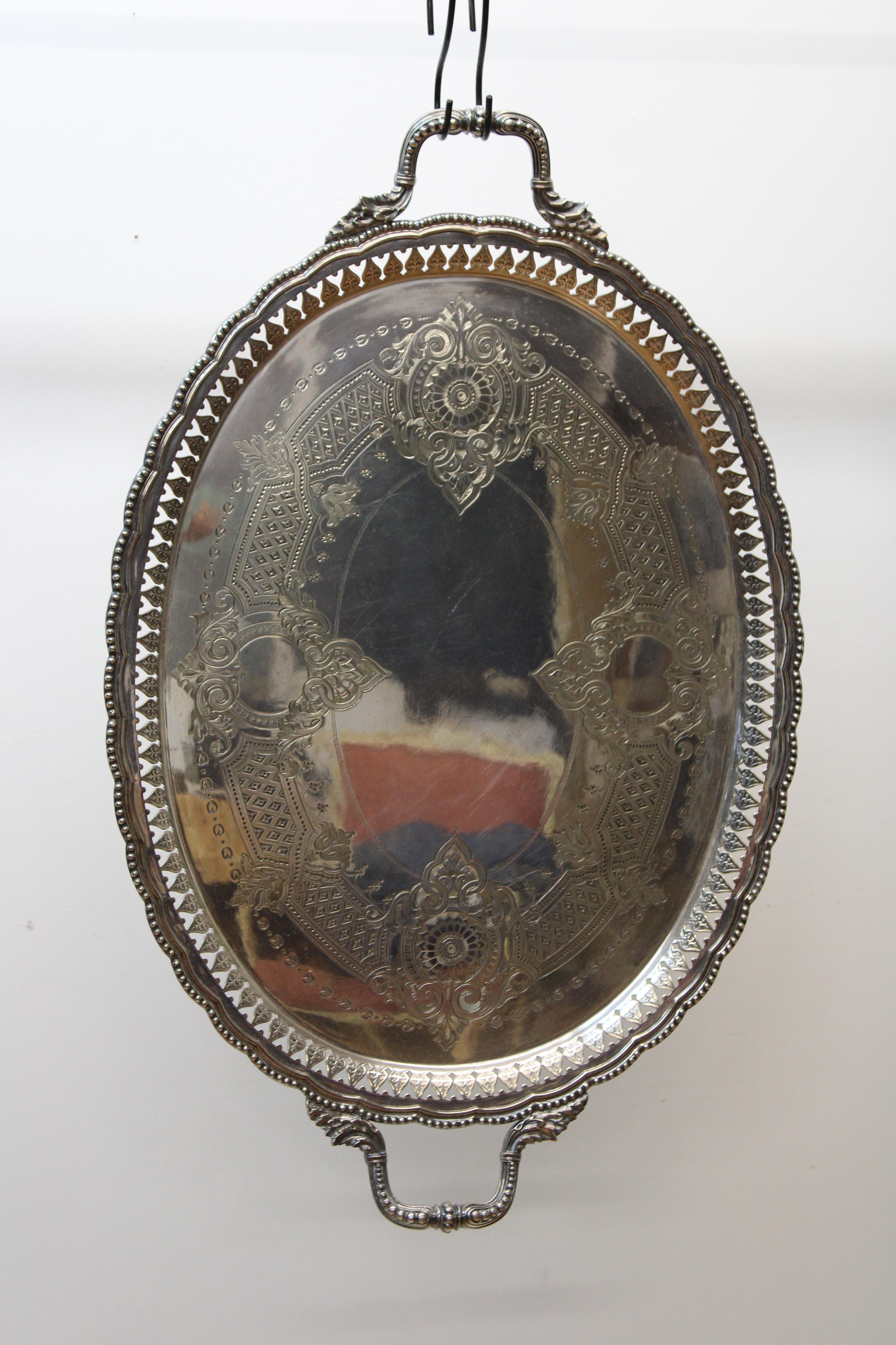 Reed & Barton Bandeja de servicio grande bañada en plata en venta 2