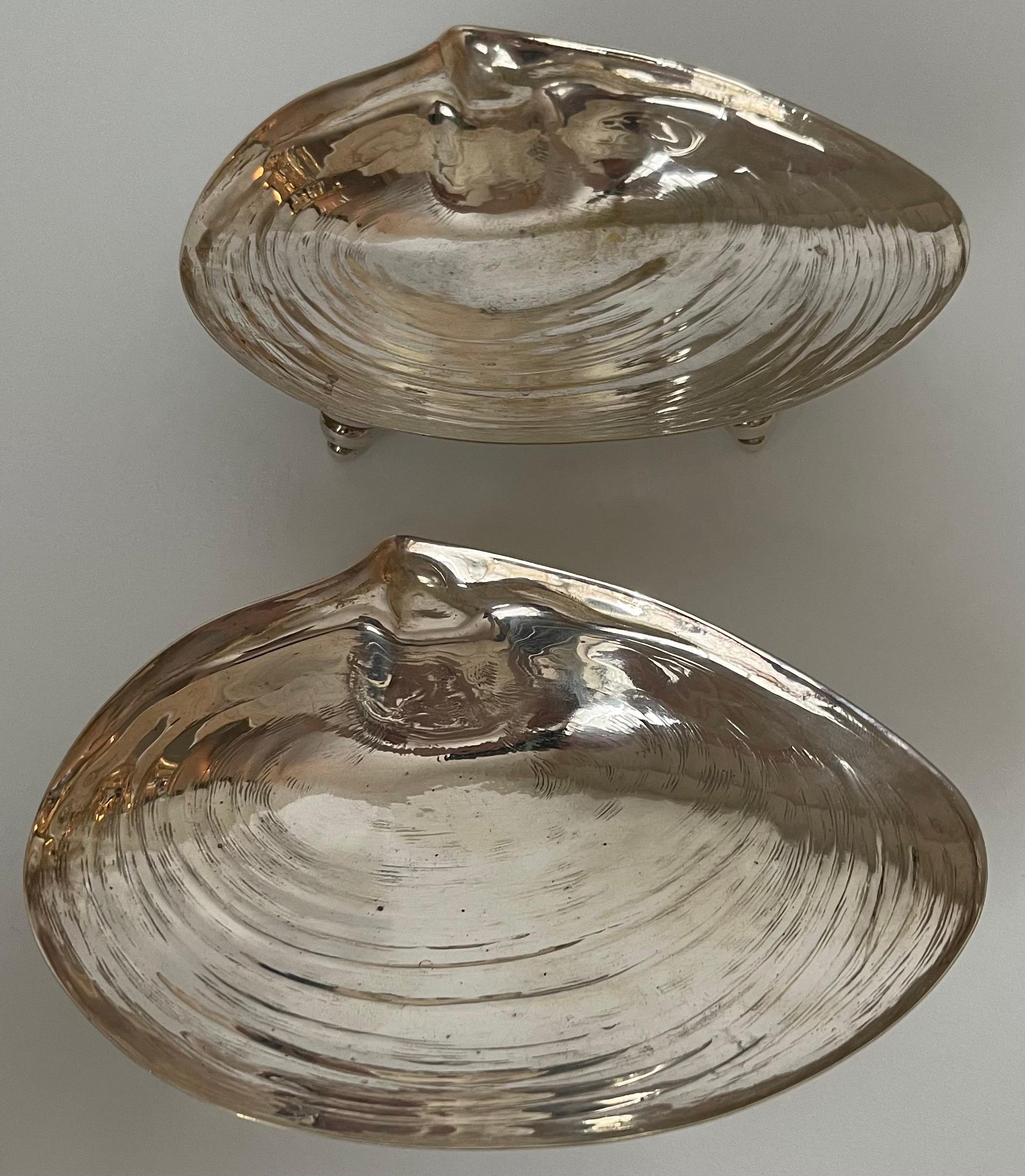 Late 20th Century Silver Plated Shell Form Candy Dishes or Ashtrays, Pair For Sale