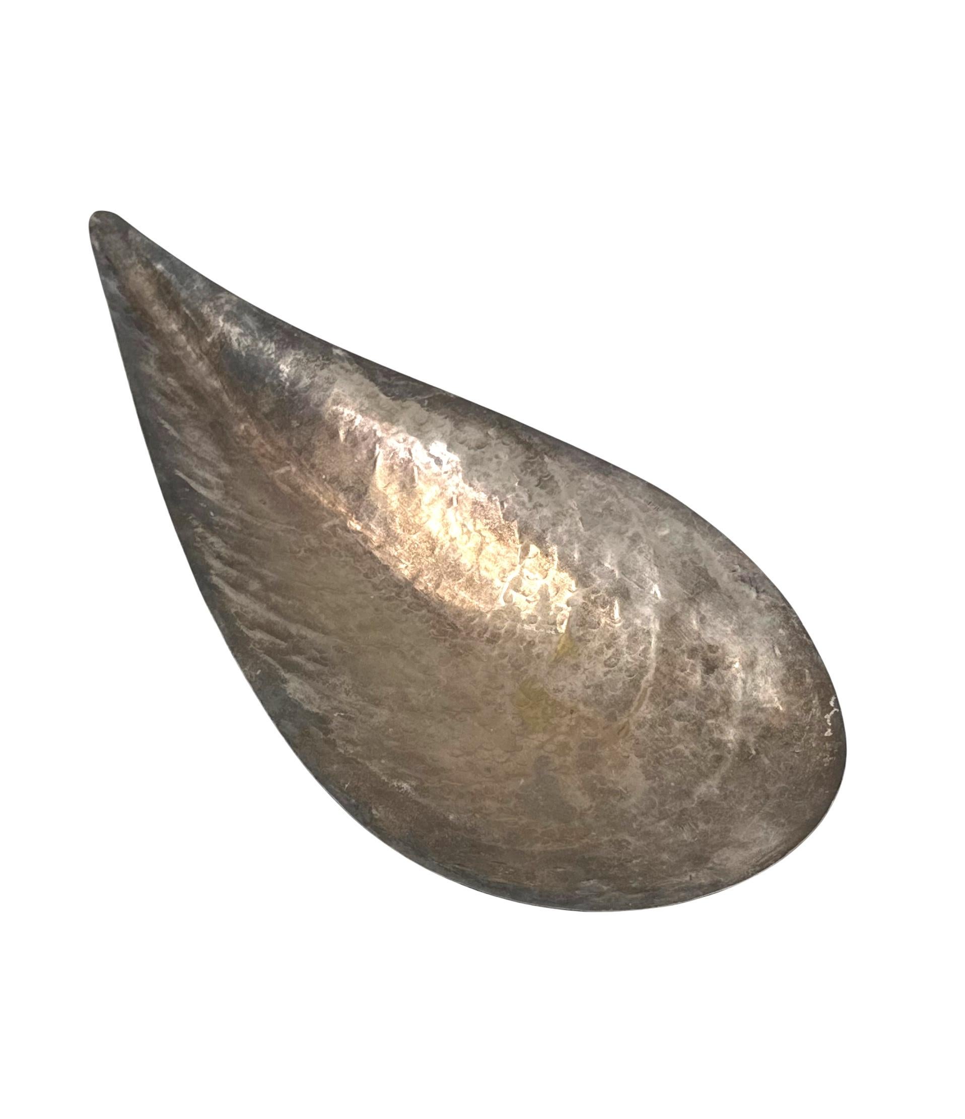 Grande ciotola/centrotavola a forma di conchiglia placcata in argento, Renato Raddi, Italia anni '70 in vendita 6