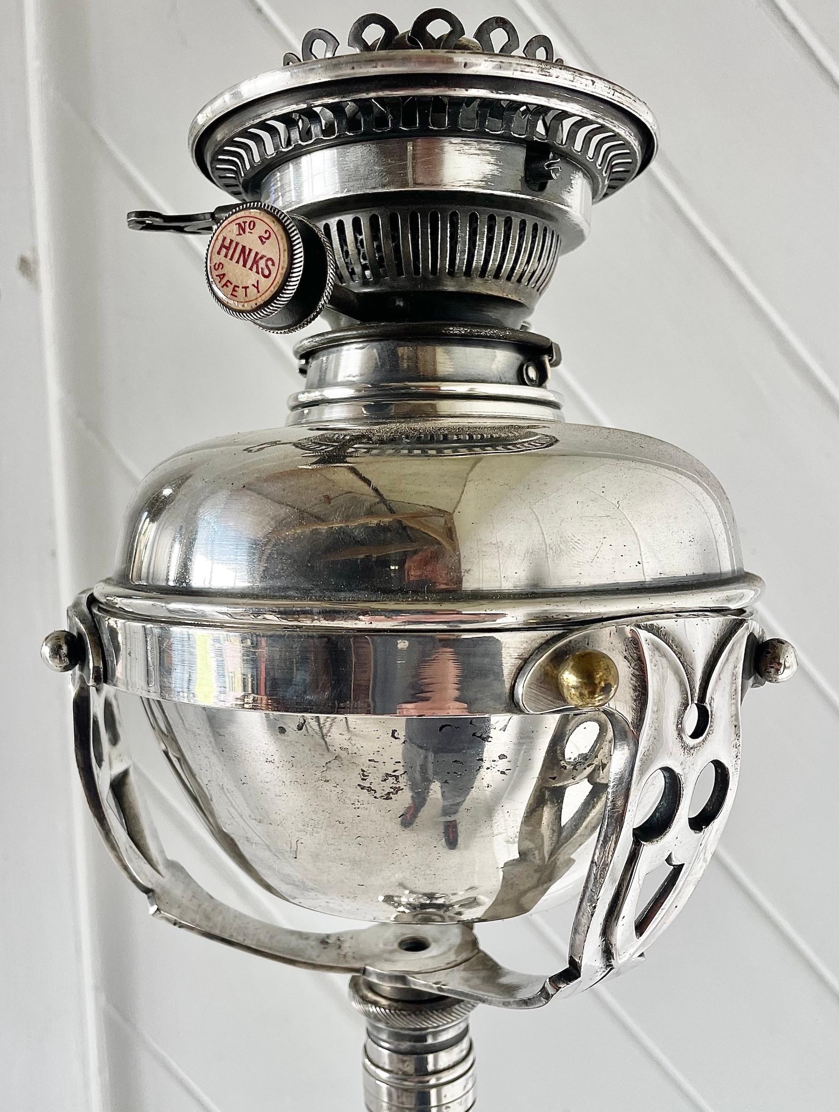 Arts and Crafts Lampada standard placcata in argento in vendita