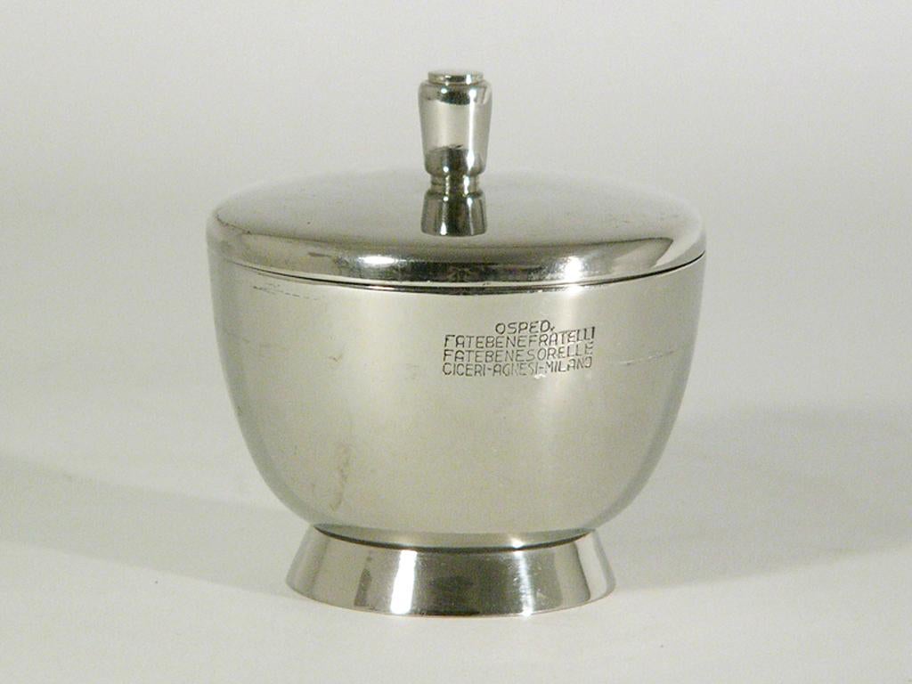 A set of 3 sugar pots design by Gio Ponti for Fratelli Calderoni in the 1930s. Made of silver plated metal and marked: 