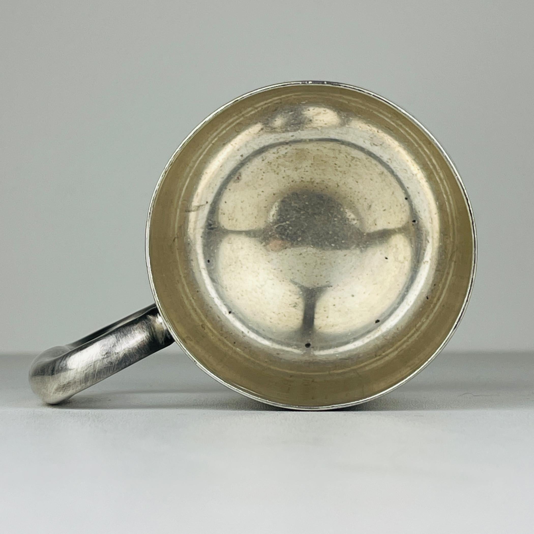 Silver plated tankard by Elkington & Co, England for Trust Houses, England, 1962 For Sale 6