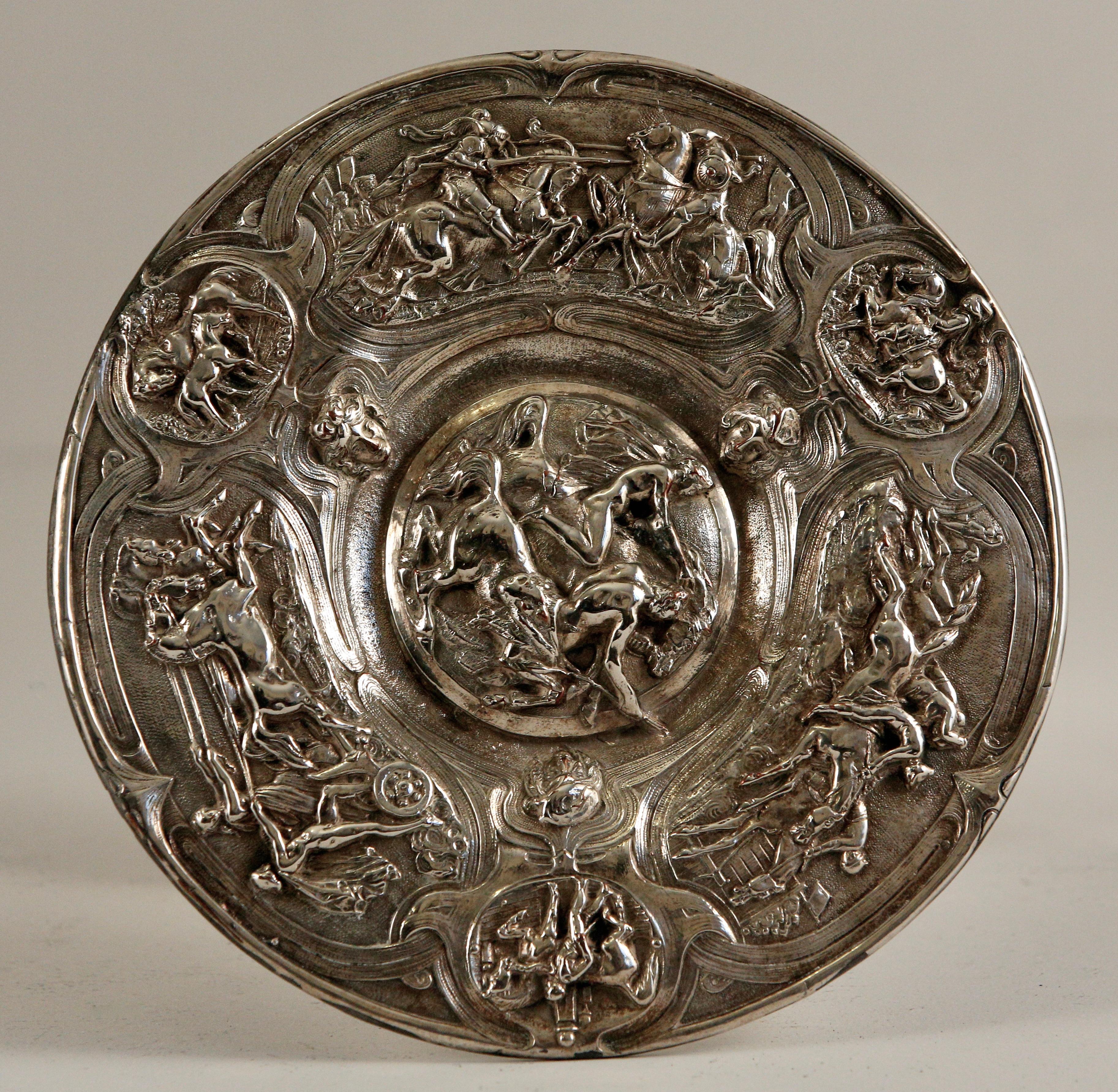 Silver Plated Trophy Dish Tazza with Gladiatorial and Horse Racing Scenes For Sale 2