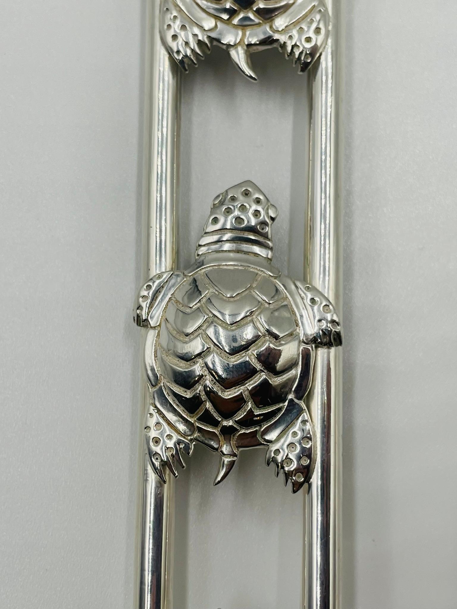 Utensili da portata con motivo a tartaruga placcati in argento di Emilia Castillo, Messicano moderno in vendita 9