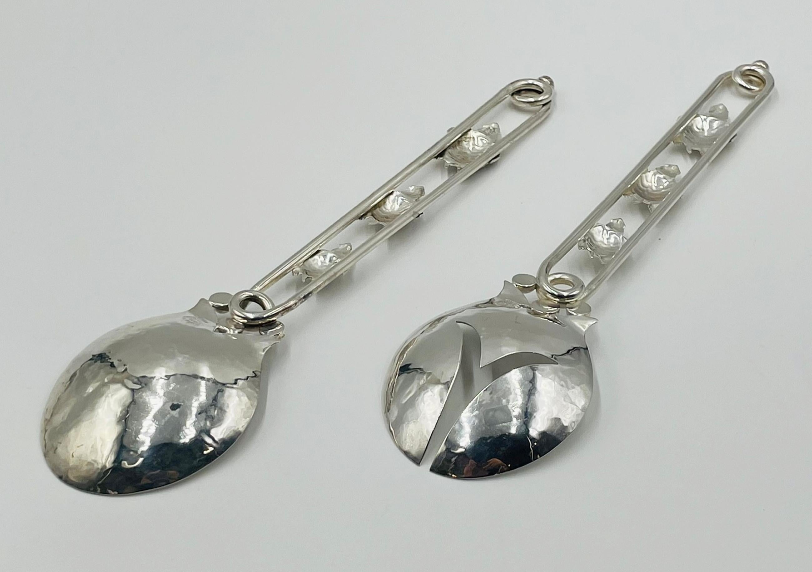 Fine XX secolo Utensili da portata con motivo a tartaruga placcati in argento di Emilia Castillo, Messicano moderno in vendita