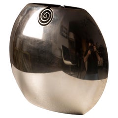 Silver plated vase "Caprice" By Lino Sabattini 1970s
