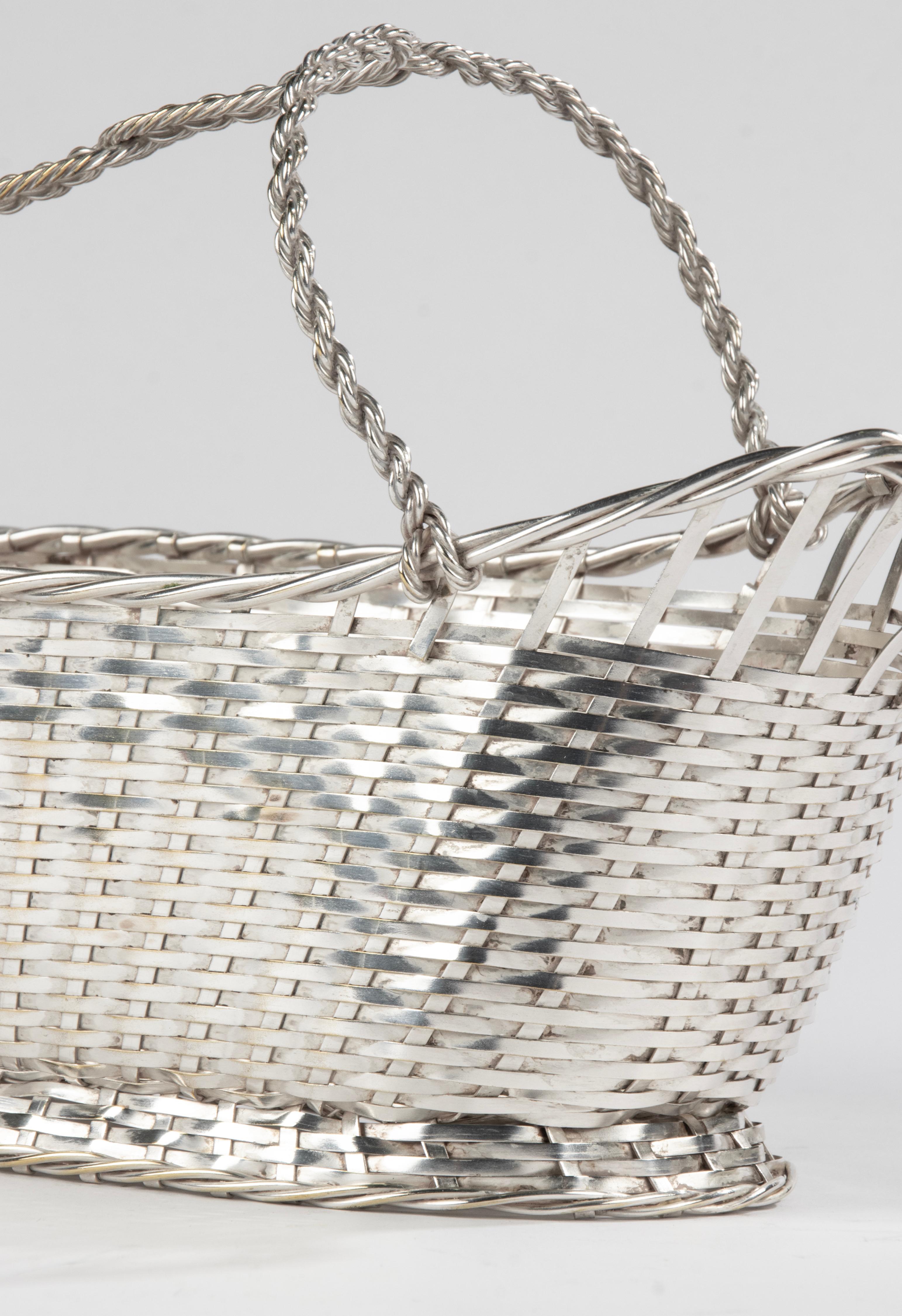 French Silver Plated Wicker Wine Serving Basket - Christofle France For Sale