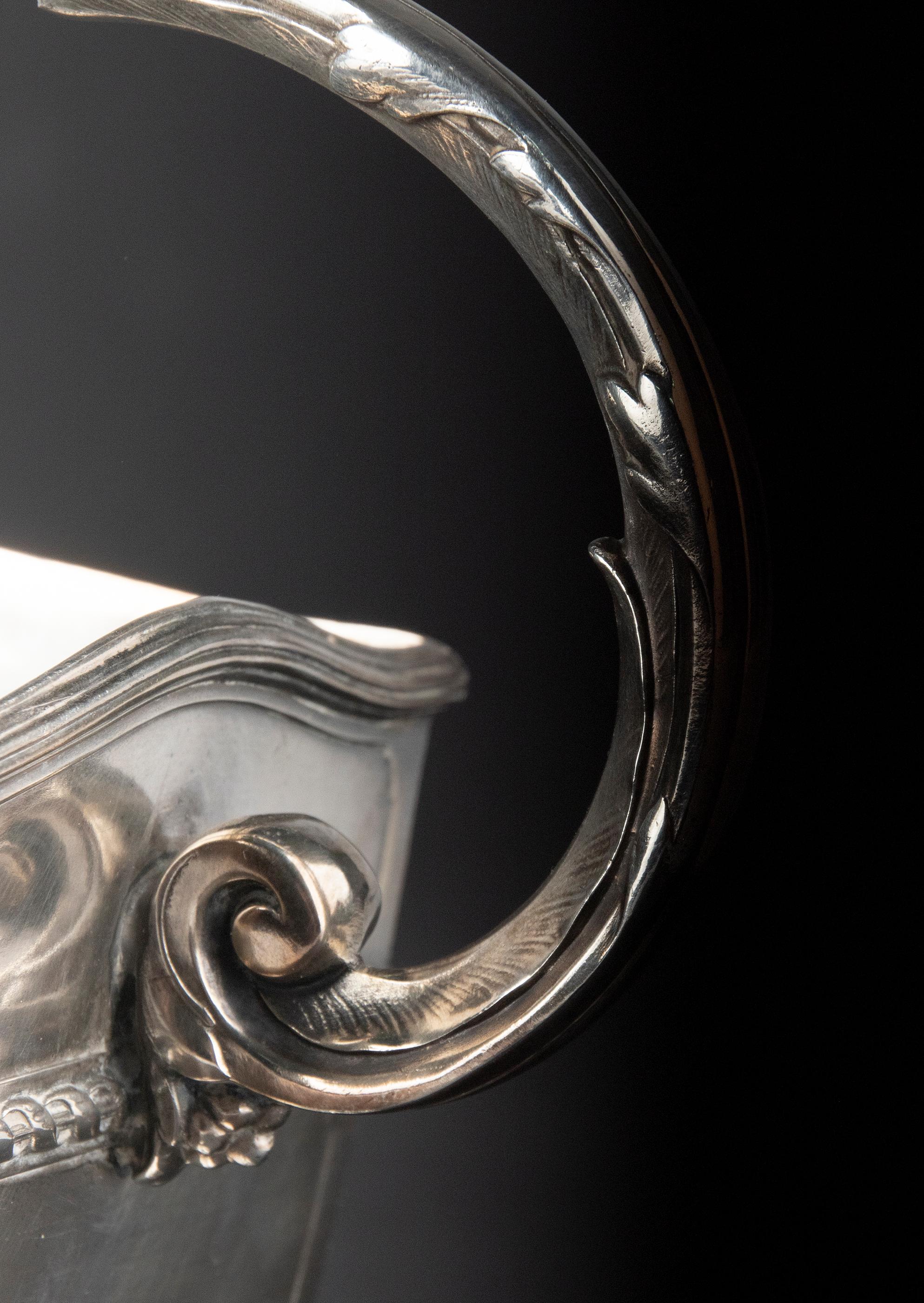 Porte-bouteilles de vin en métal argenté fabriqué par Minerva de style Louis XVI 4