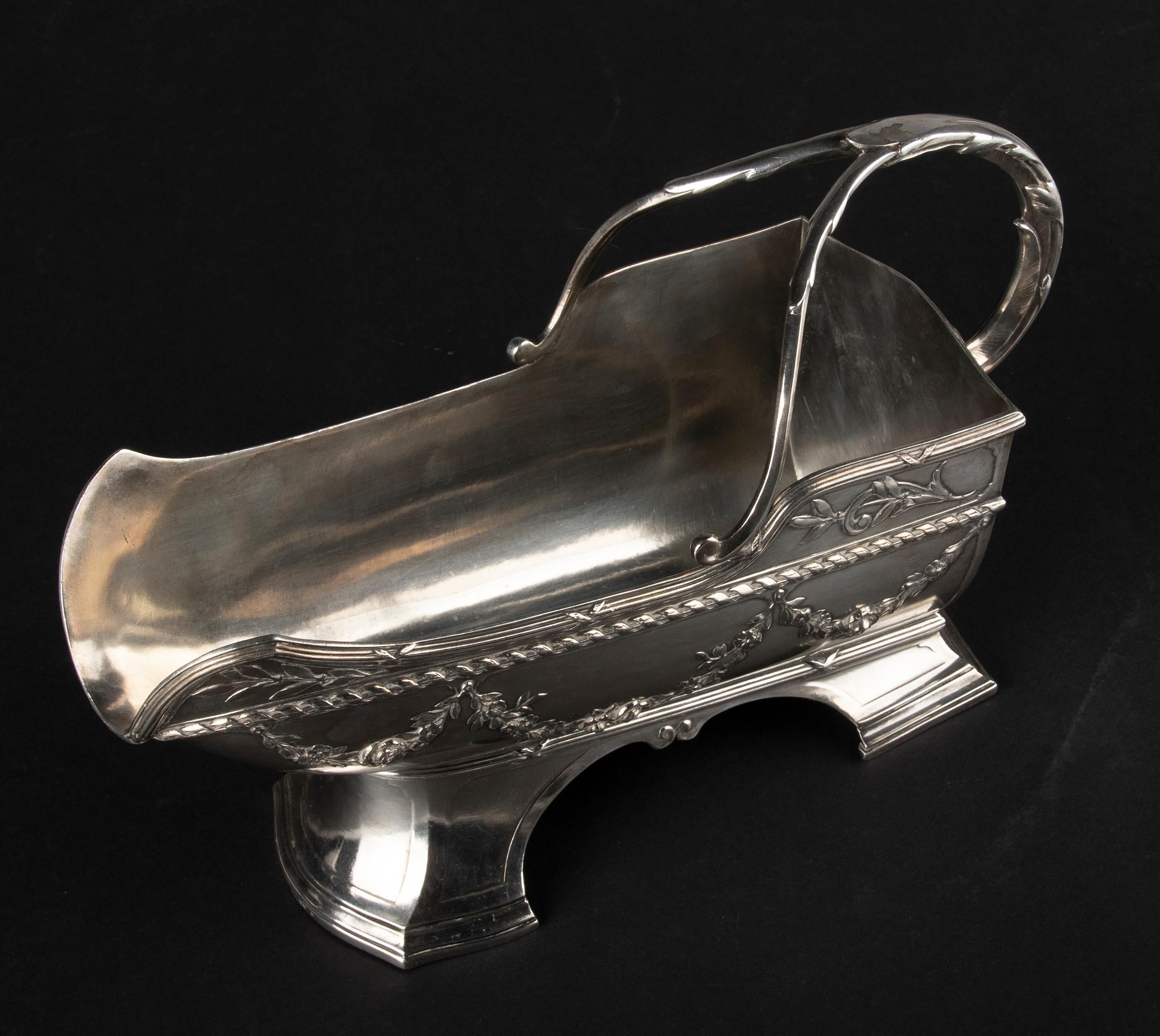 Silver Plated Wine-Bottle Holder Made by Minerva Louis XVI-Style In Good Condition In Casteren, Noord-Brabant