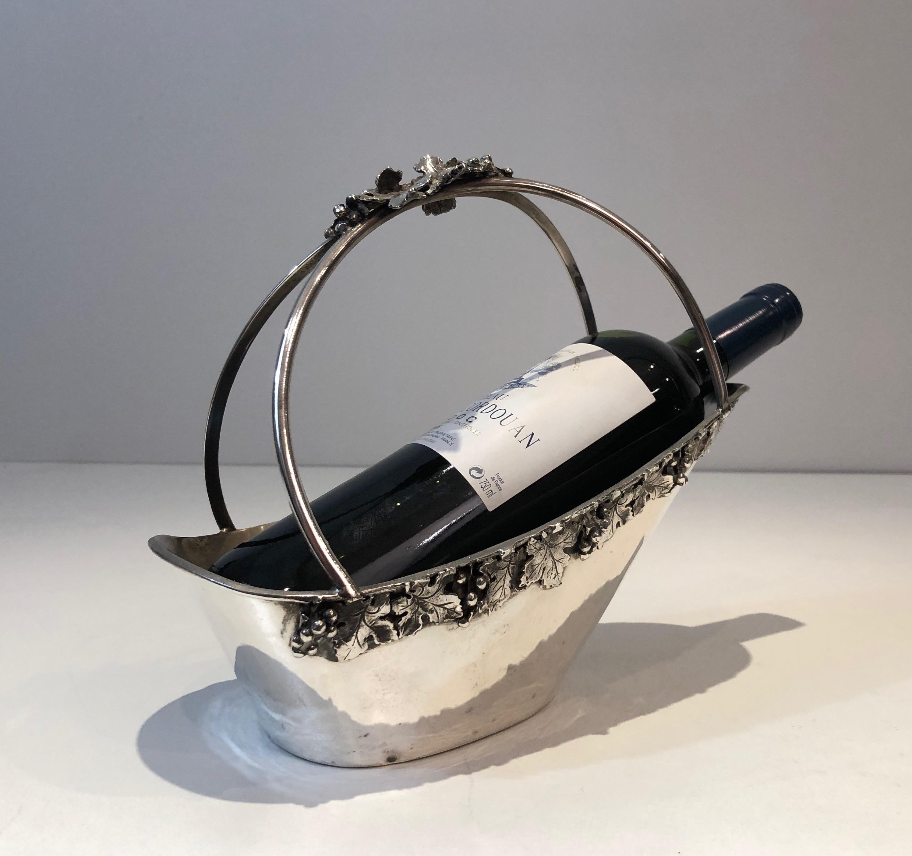 Silver Plated Wine Holder with Grappes Decor, French, Circa 1930 In Good Condition For Sale In Marcq-en-Barœul, Hauts-de-France