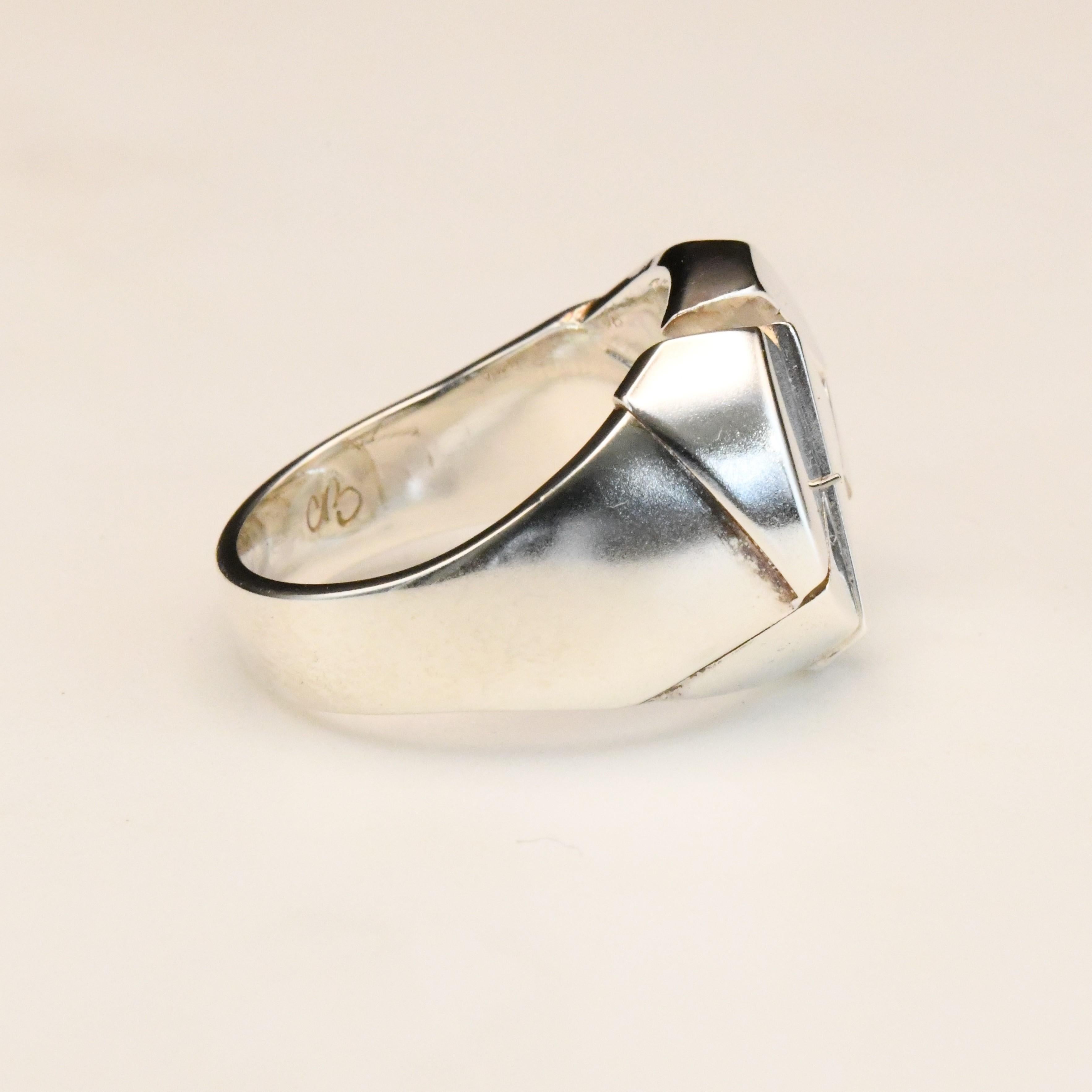 Anello con sigillo 'Smashed' in argento lucido in vendita 3