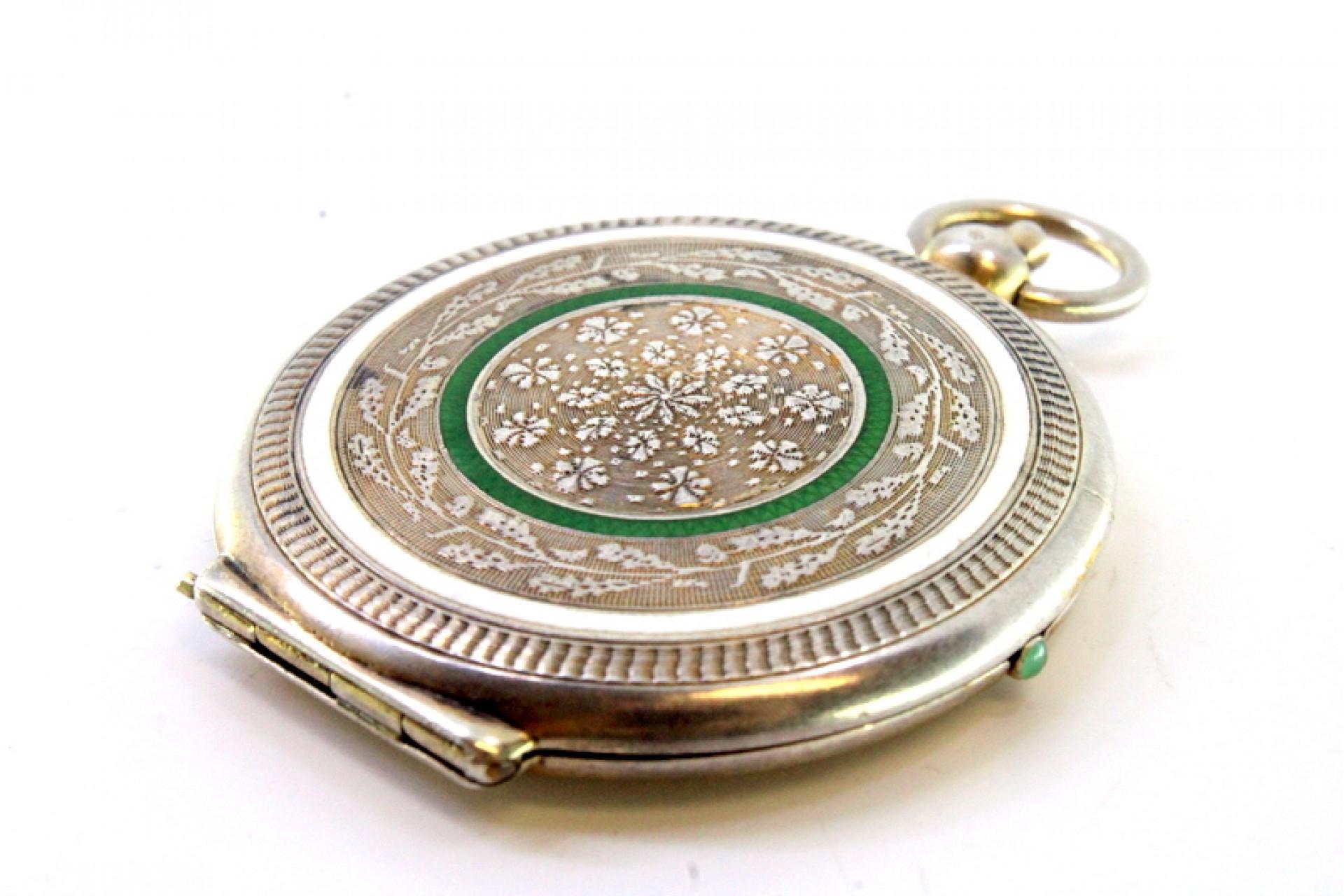 Silver purse-shaped toiletry boxes with mirror, powder and ring For Sale 3