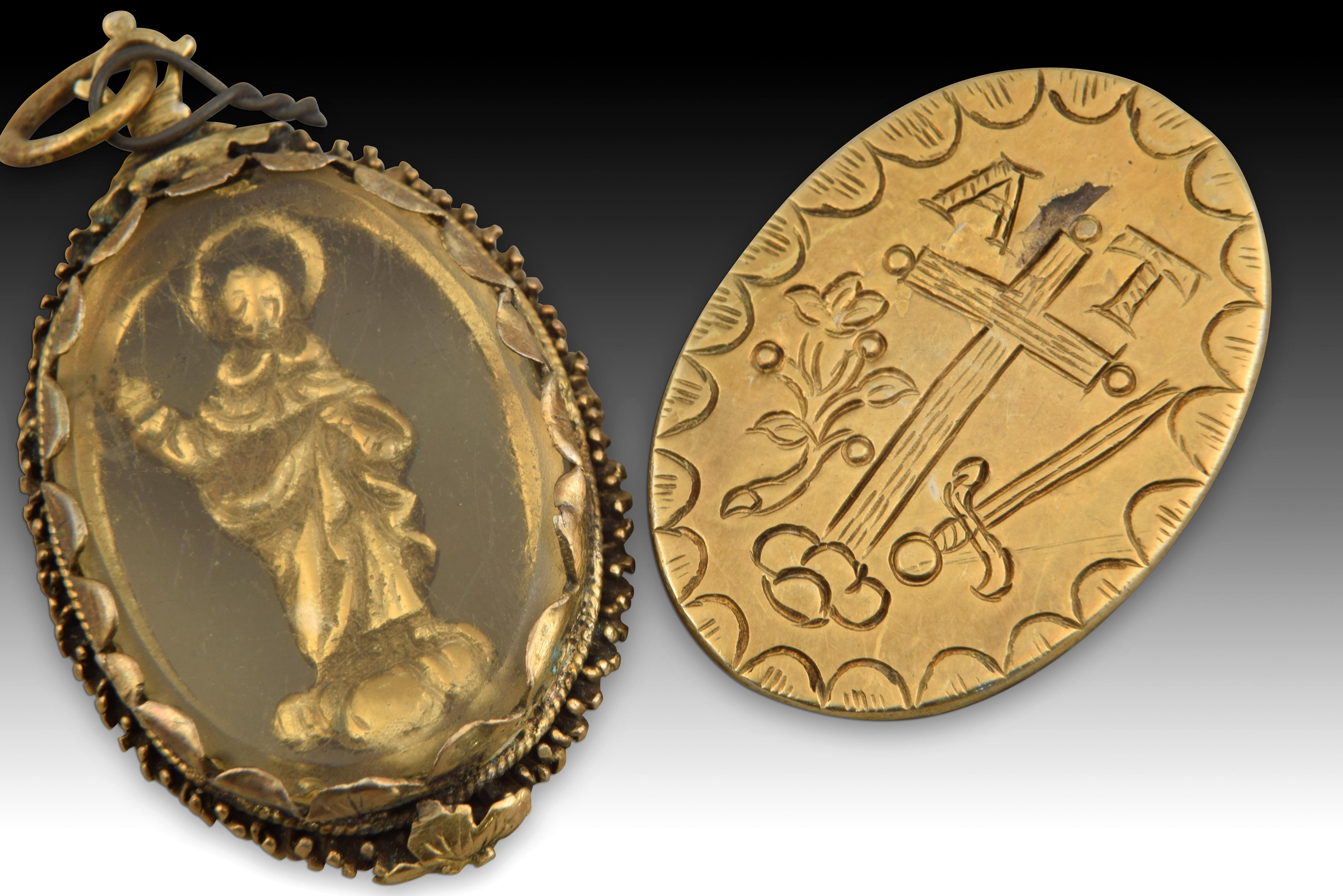 Silver Reliquary Pendant with Saint and Inquisition Emblems, Spain, 17th Century In Fair Condition In Madrid, ES