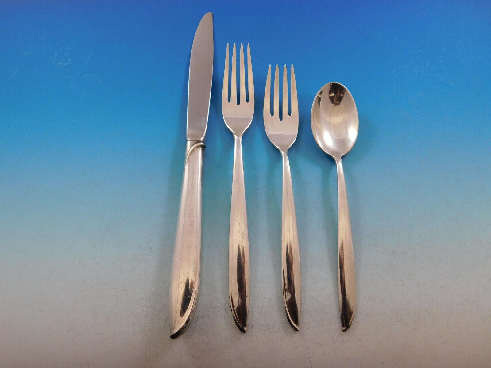 Milieu du XXe siècle Silver Rhythm by International Sterling Flatware Set 12 Service 60 pcs en vente