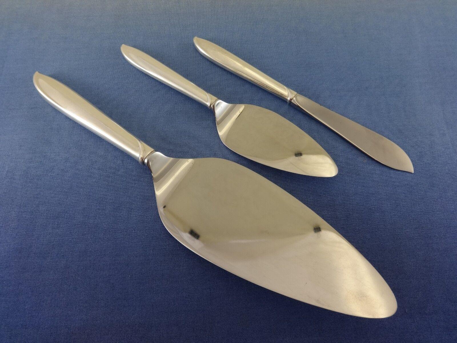 Set di posate in argento Silver Rhythm by International Sterling Servizio 42 pezzi In condizioni ottime in vendita a Big Bend, WI
