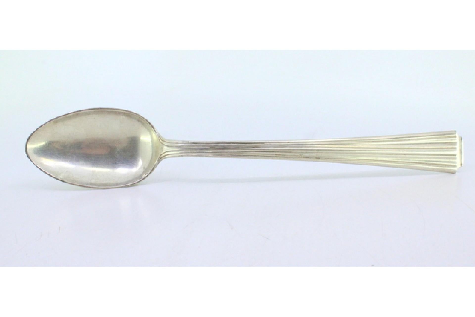 Silver rice and serving spoon with fluted handle en venta 1