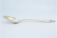 Cucchiaio da riso e da portata in argento con forma di conchiglia sul manico