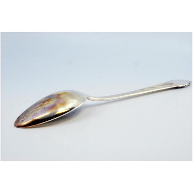 Silver rice and serving spoon with trim and shell shape on the handle en venta 2