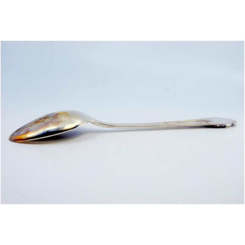 Silver rice and serving spoon with trim and shell shape on the handle en venta 3